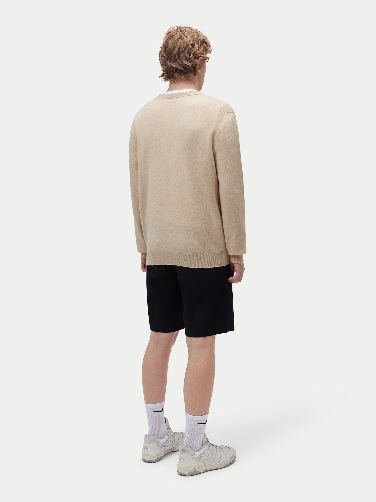Cardigan col en V en cachemire Essential pour hommes Couleur Organique