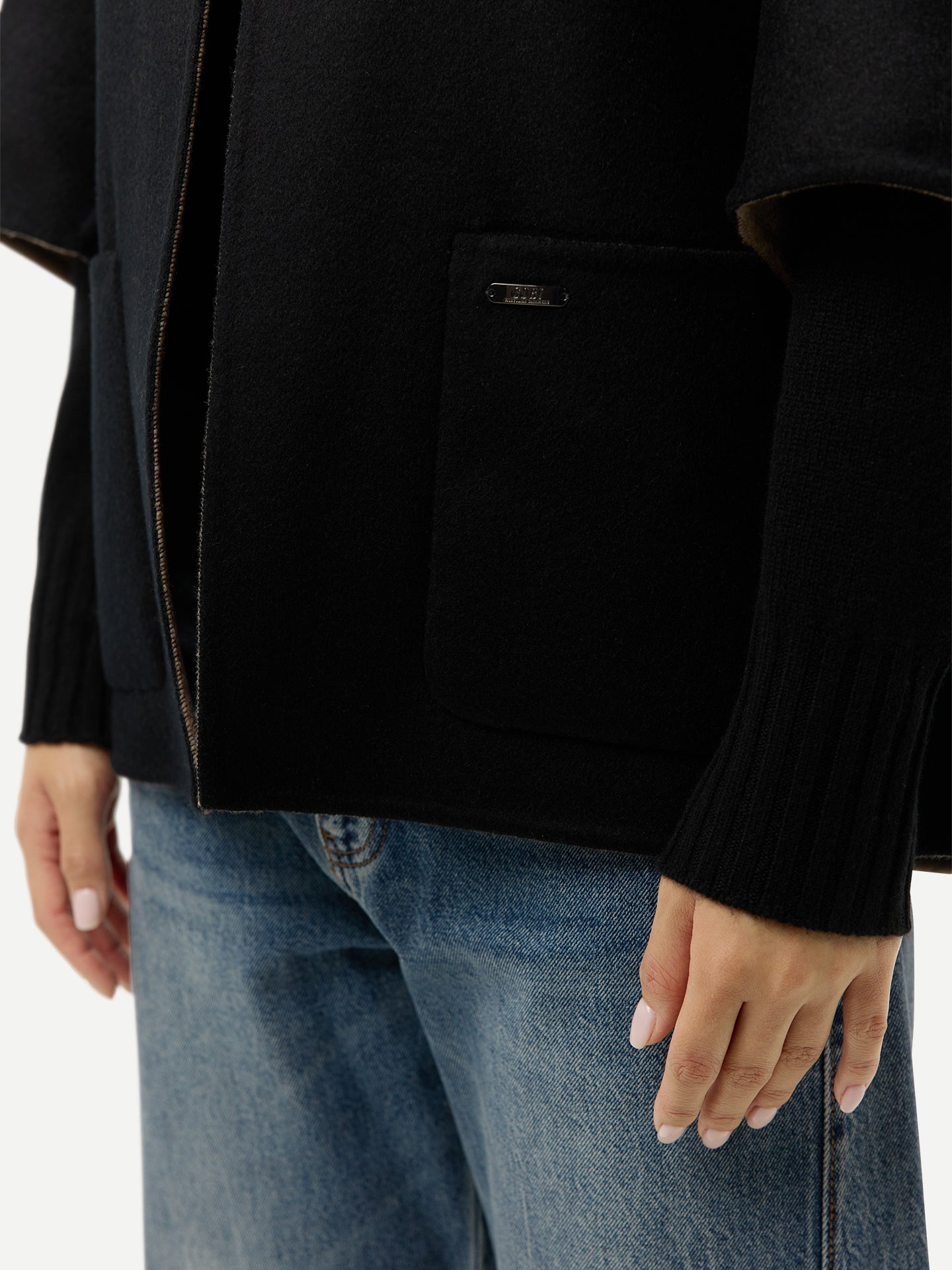 Veste Poncho en cachemire à poches plaquées