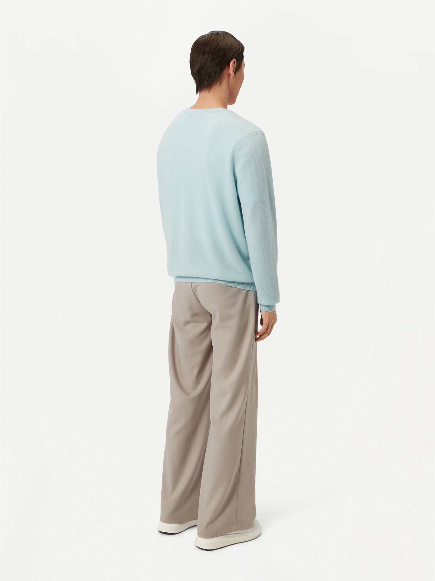 Cardigan col en V en cachemire Essential pour hommes