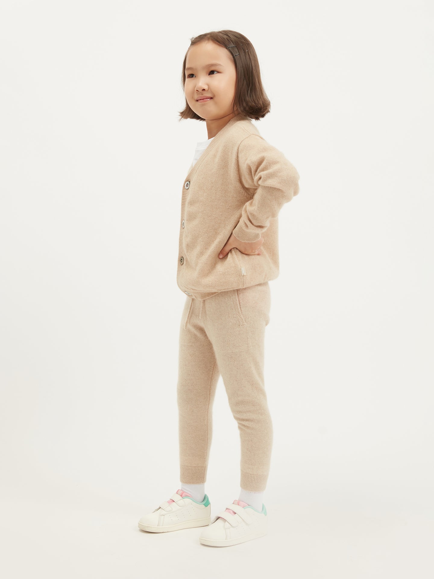 Cardigan col en V en cachemire Taupe - Gobi Cashmere