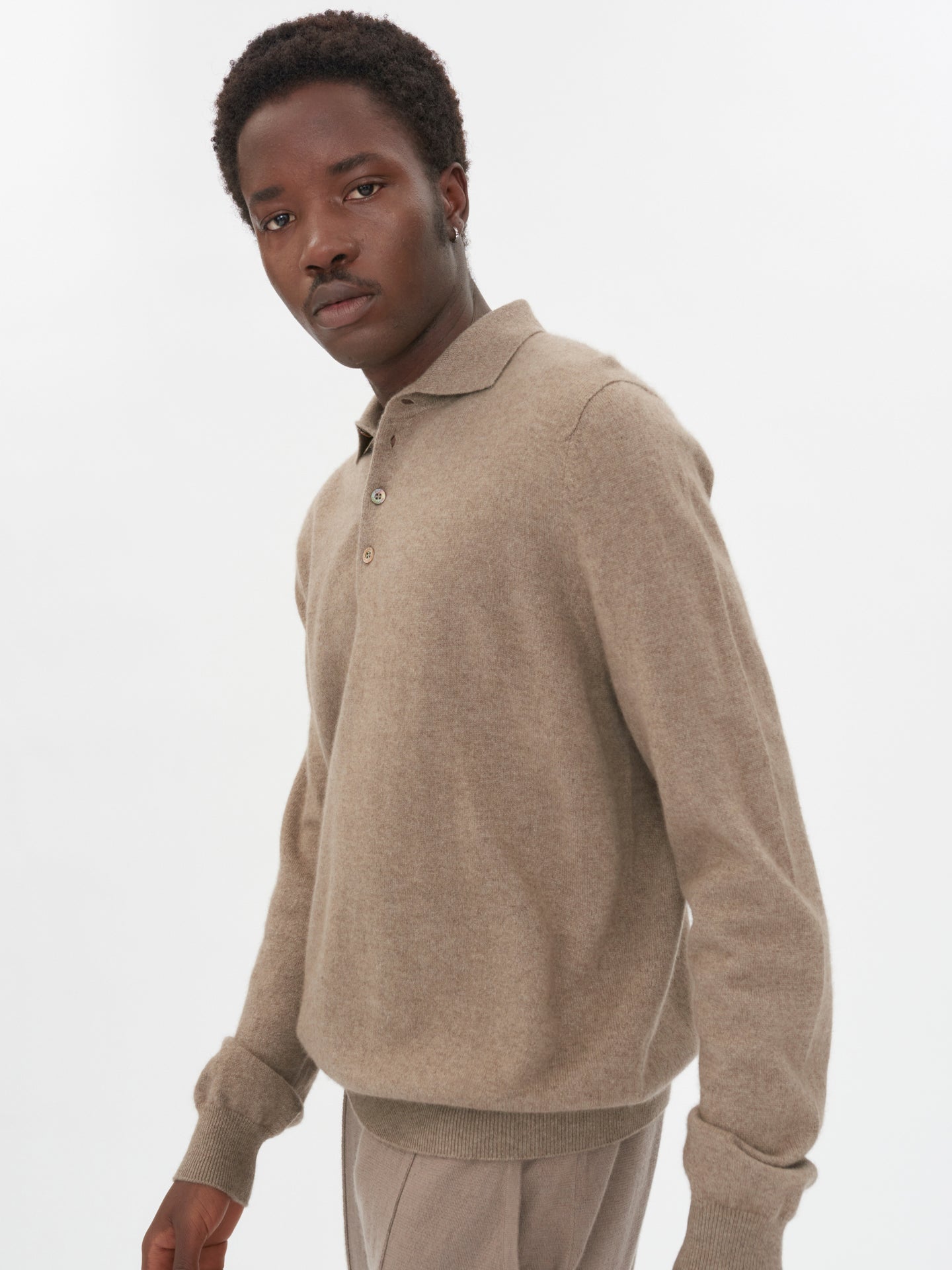 Pull col polo en Cachemire pour hommes Taupe - Gobi Cashmere