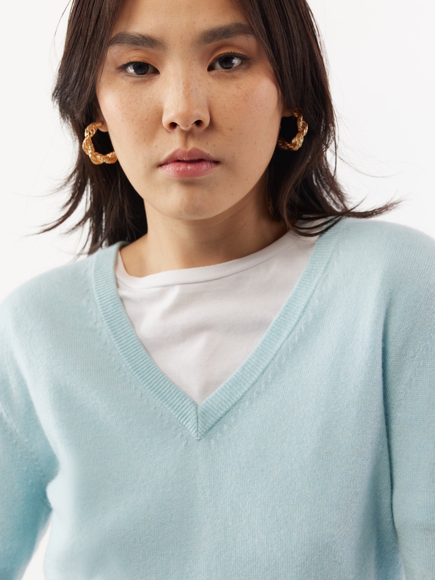 Pull col en V en Cachemire pour femmes marin - Gobi Cashmere