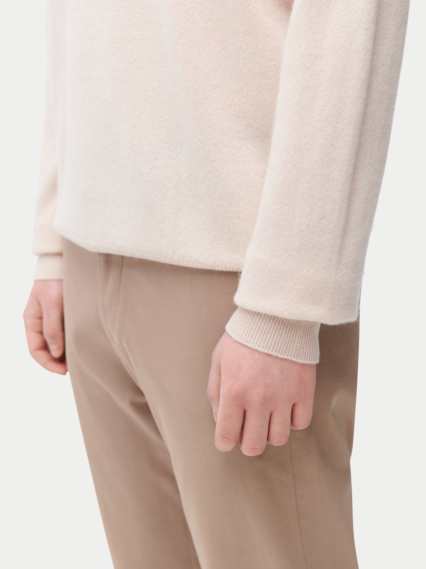Pull col rond en cachemire Essential pour hommes