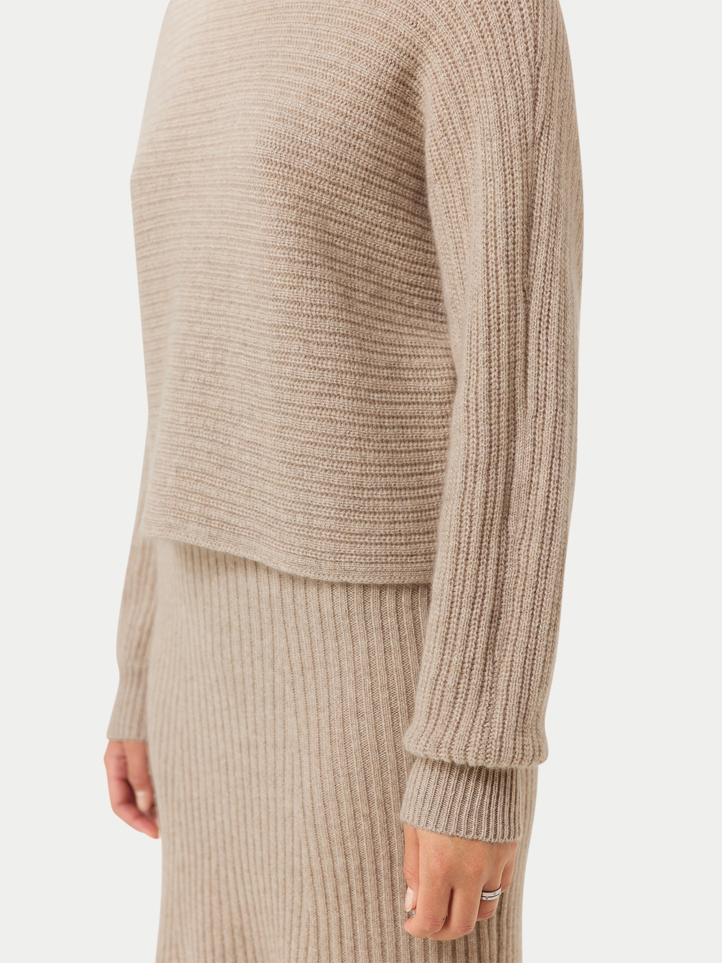 Pull croisé en cachemire Taupe - Gobi Cashmere