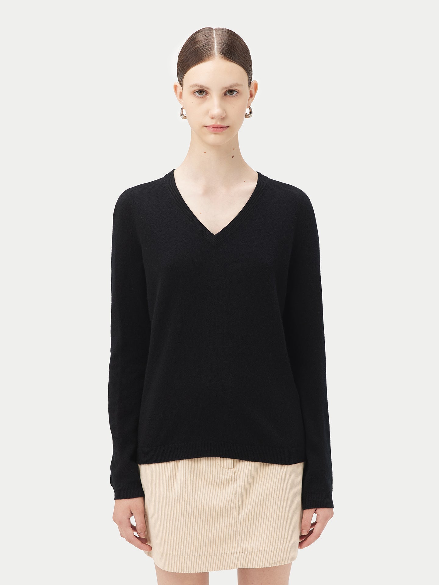 Pull col en V en Cachemire pour femmes Noir - Gobi Cashmere