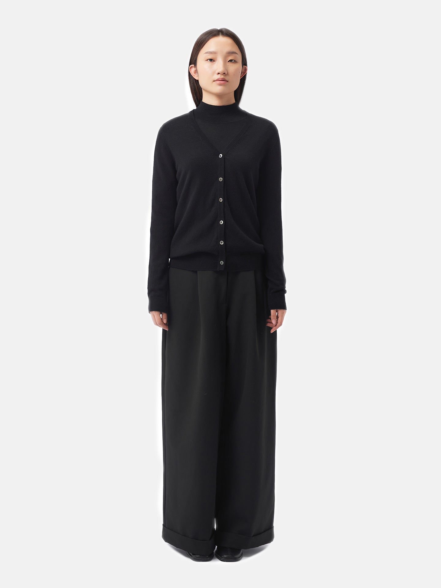 Cardigan col en V en Cachemire pour femmes Noir - Gobi Cashmere