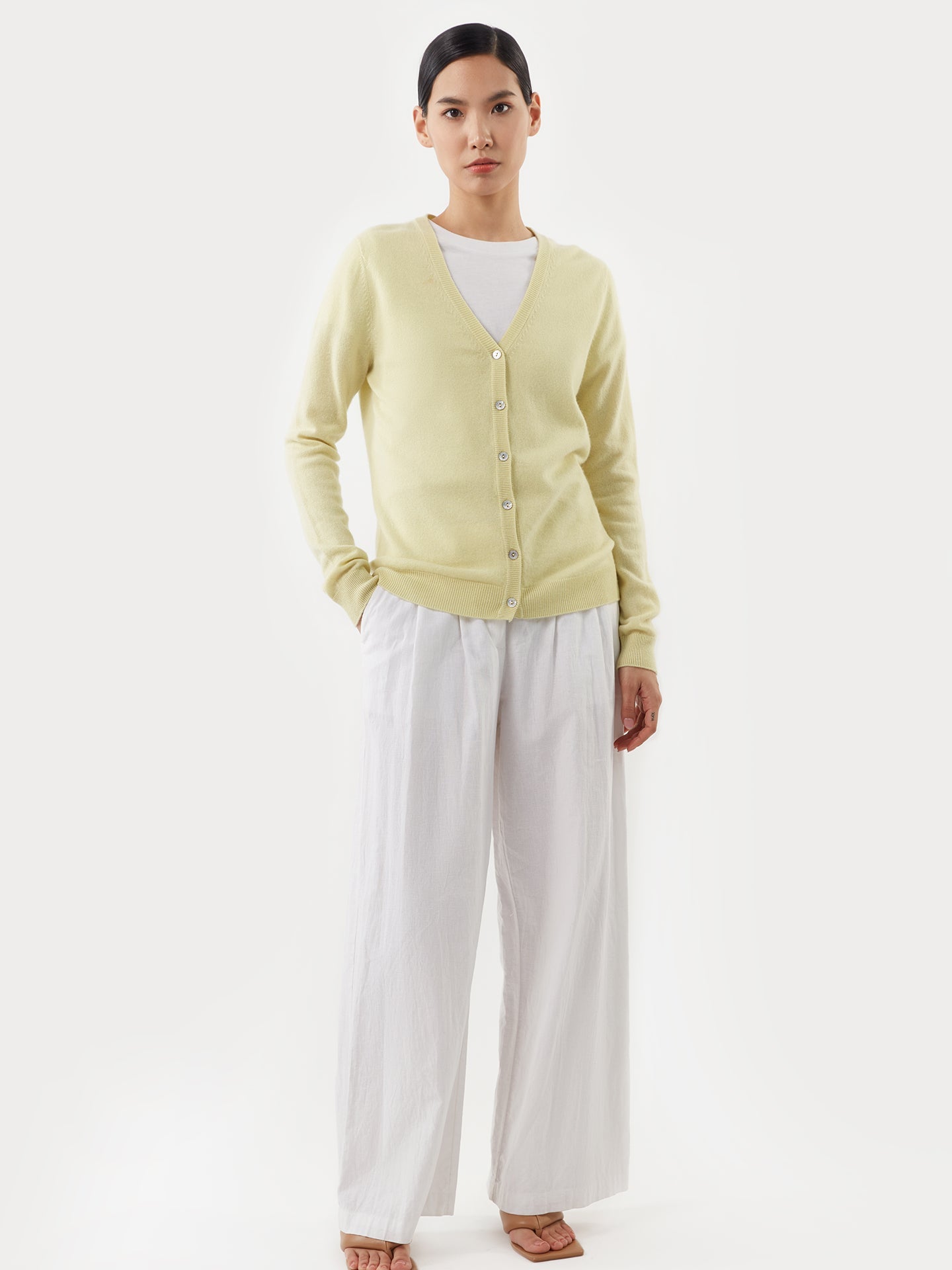 Cardigan col en V en Cachemire pour femmes vert - Gobi Cashmere