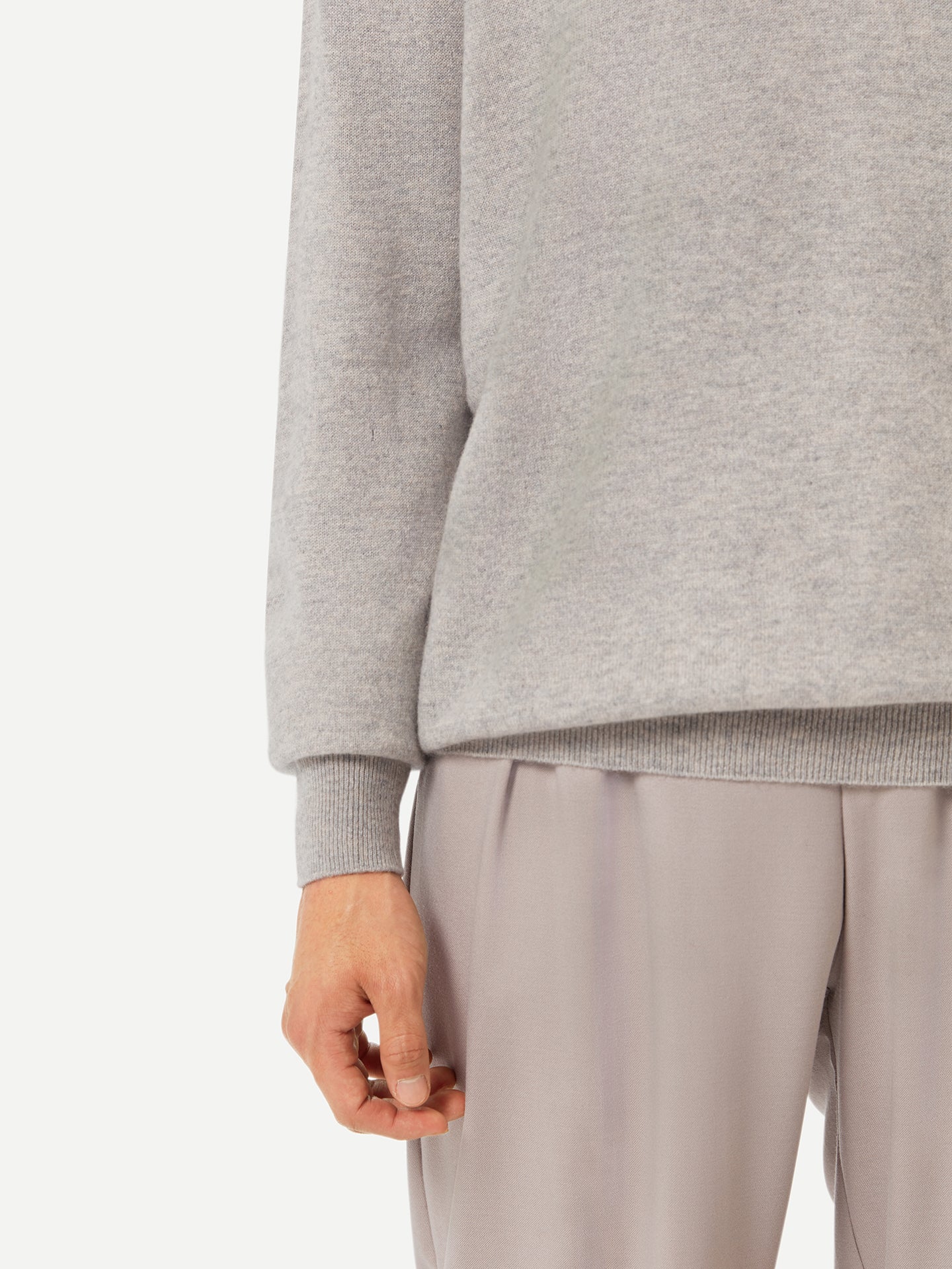 Pull col en V en Cachemire pour hommes Gris - Gobi Cashmere