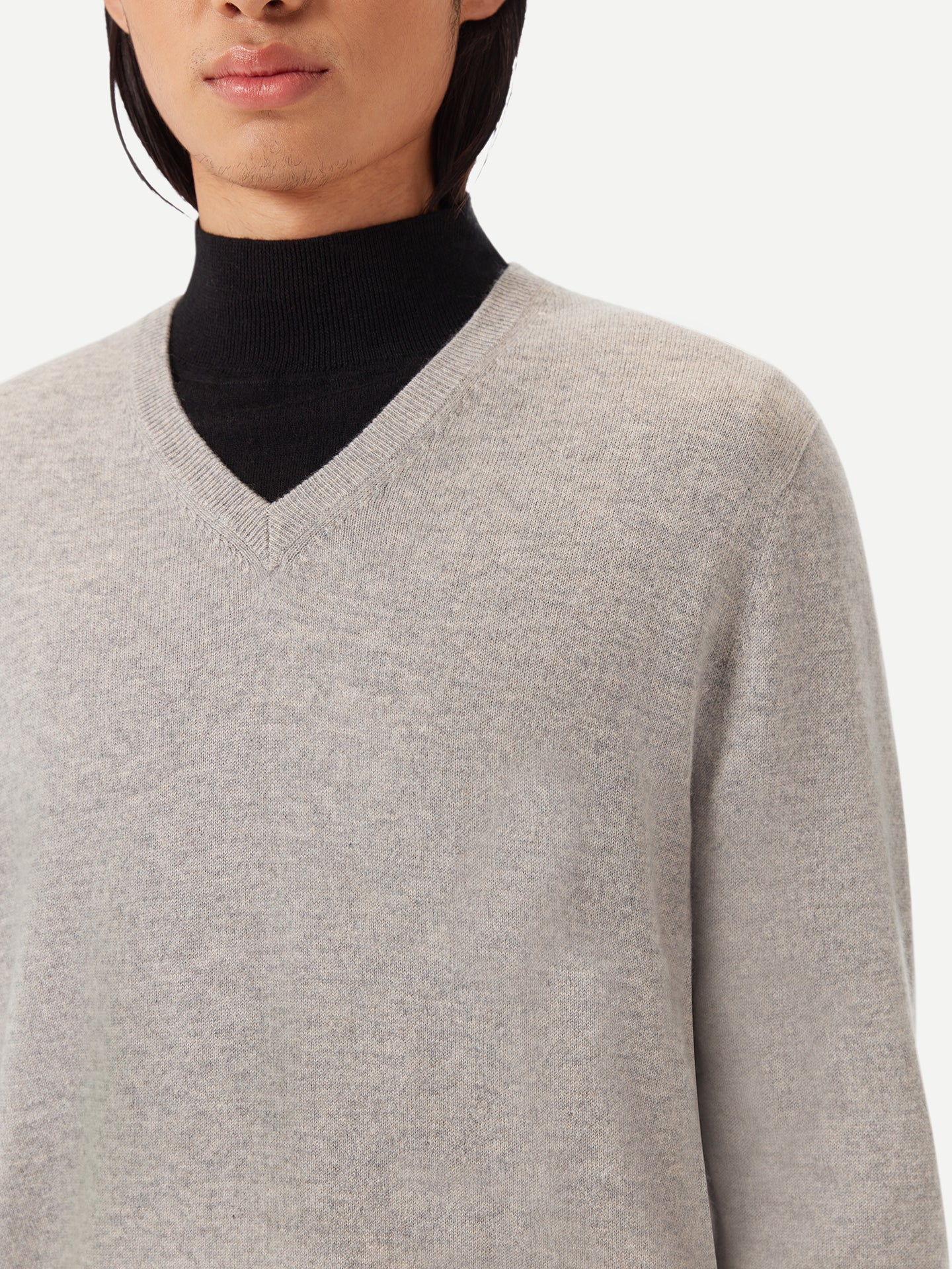 Pull col en V en Cachemire pour hommes Gris - Gobi Cashmere