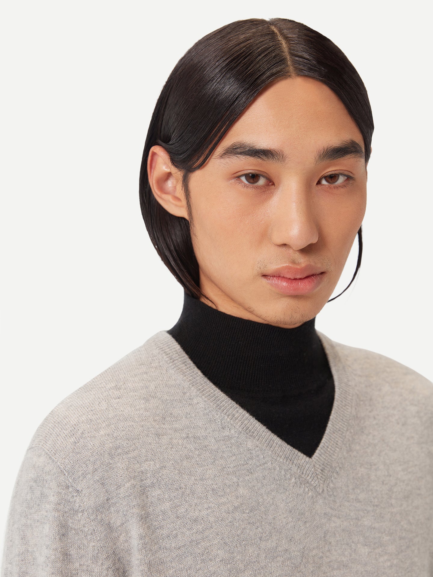 Pull col en V en Cachemire pour hommes Gris - Gobi Cashmere