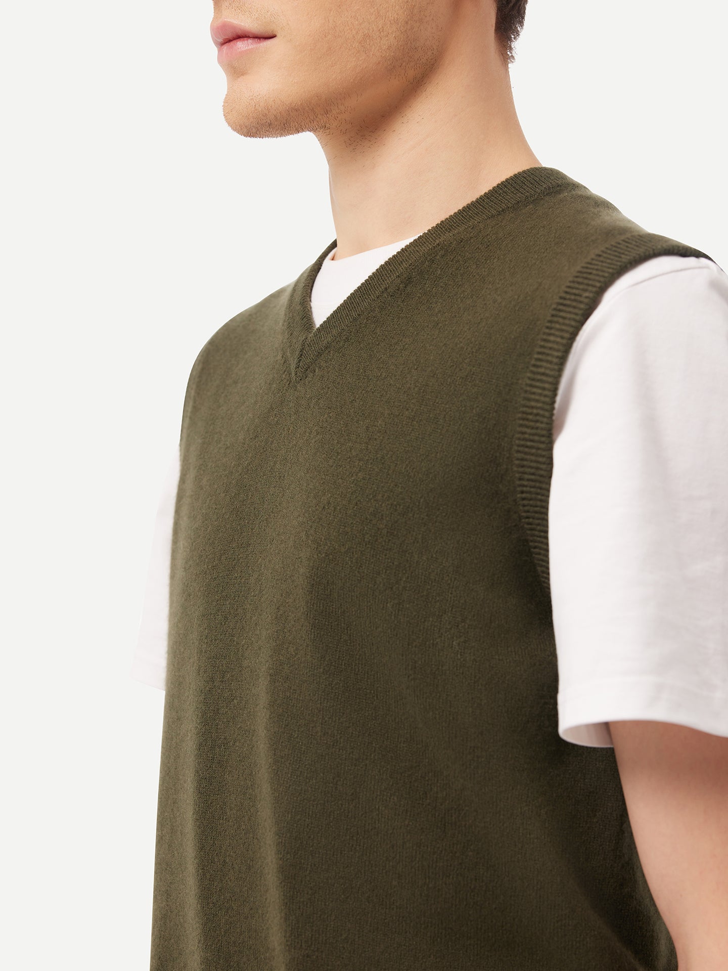 Men's Cashmere Vest Capulet Olive - Gobi Cashmere