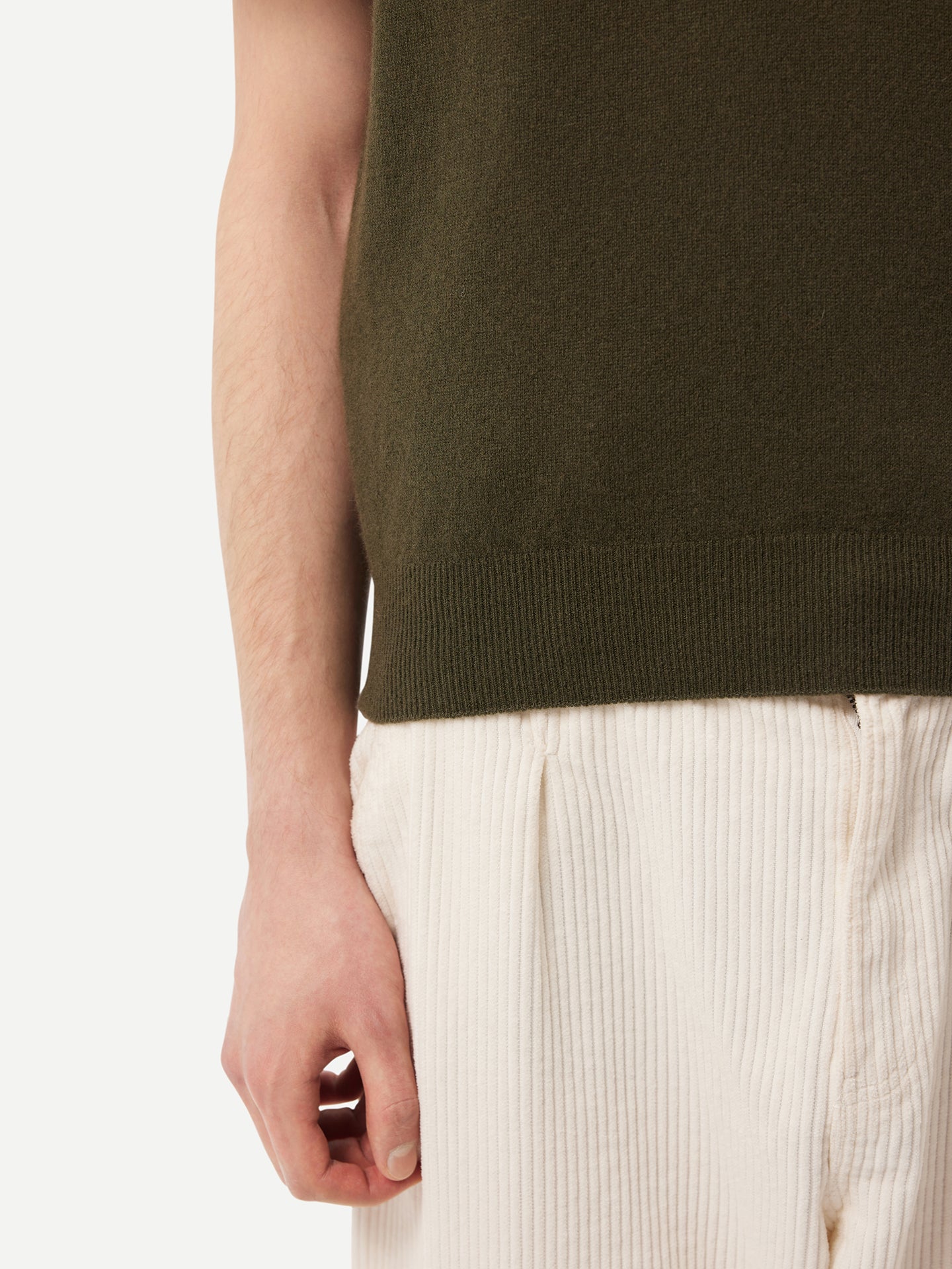 Men's Cashmere Vest Capulet Olive - Gobi Cashmere