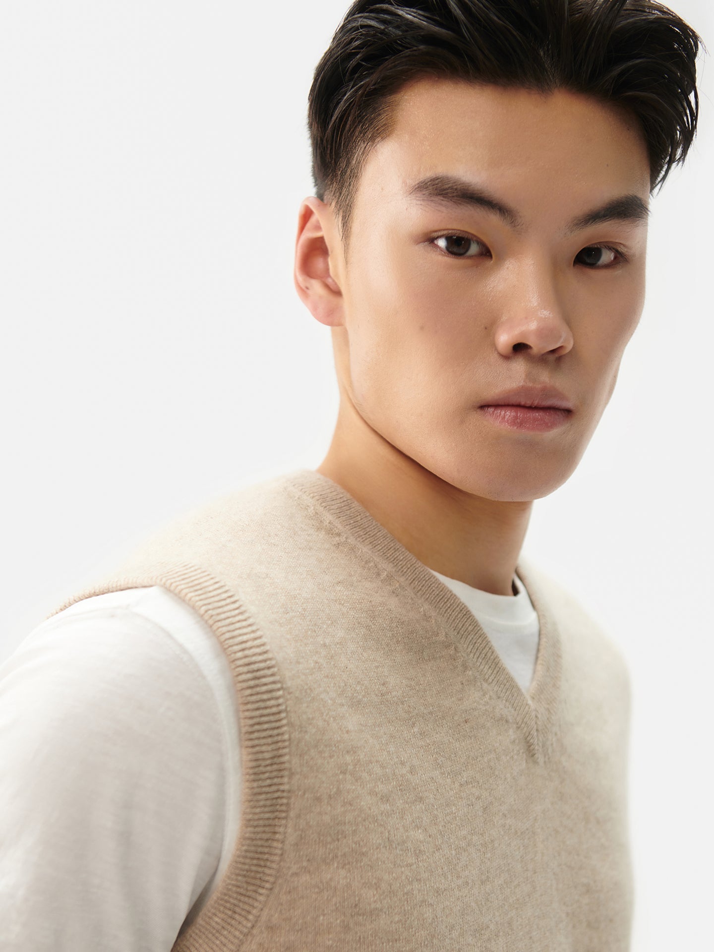 Gilet en cachemire pour homme couleur Taupe - Gobi Cashmere