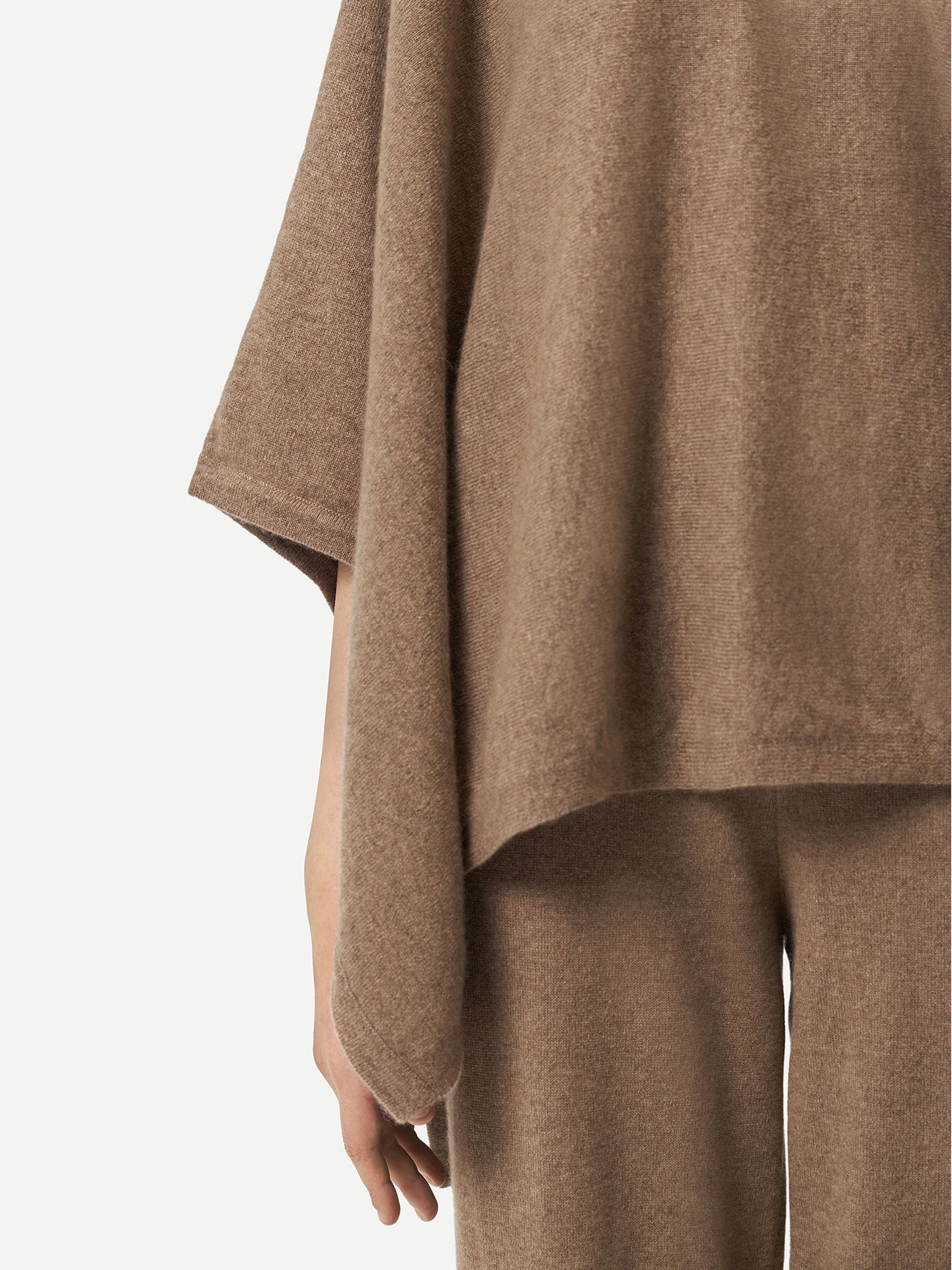 Poncho en cachemire de GOBI - A/H 2023 Taupe - Gobi Cashmere