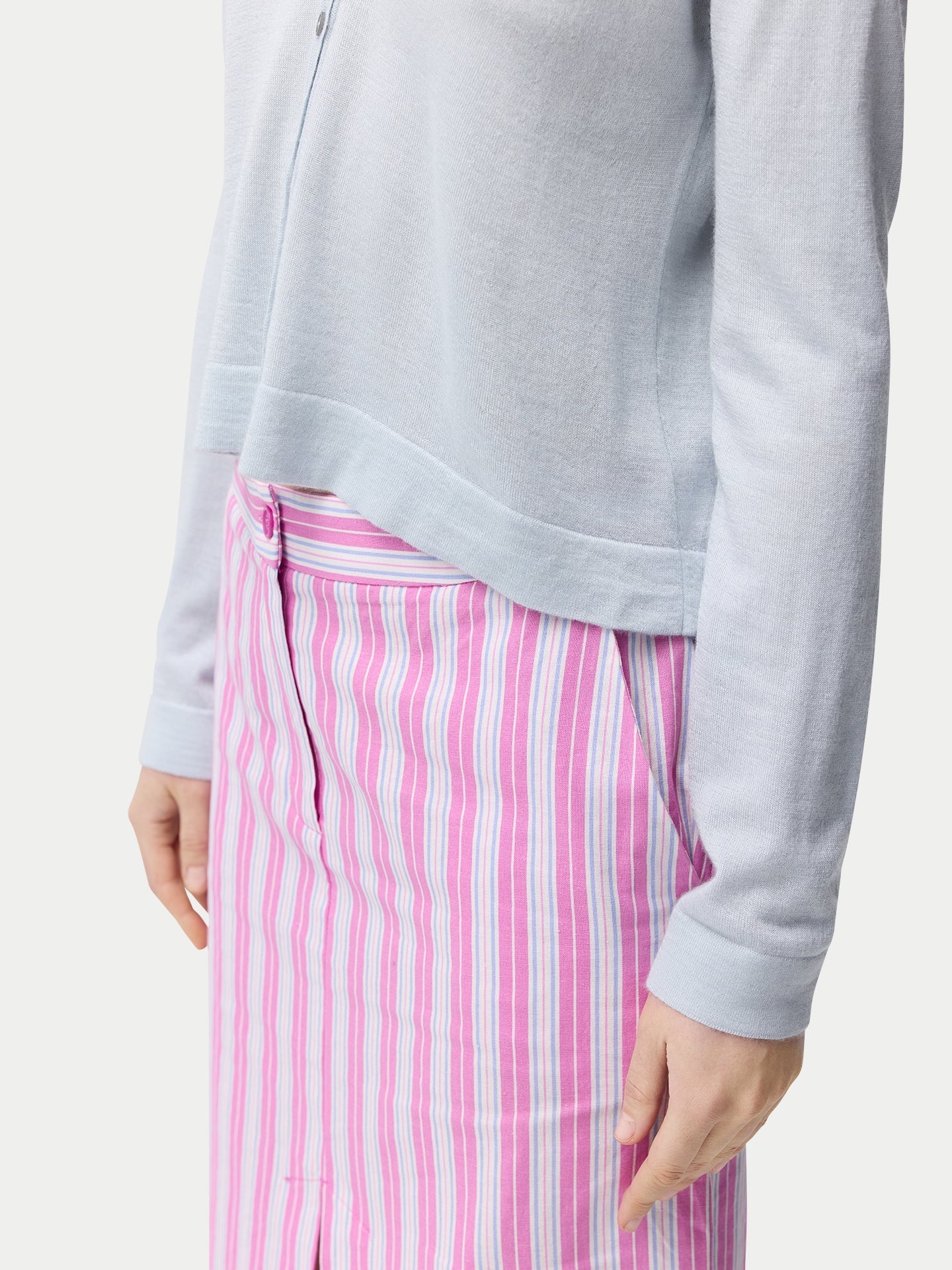 Cardigan en soie et cachemire de qualité couleur bleu | GOBI Cashmere