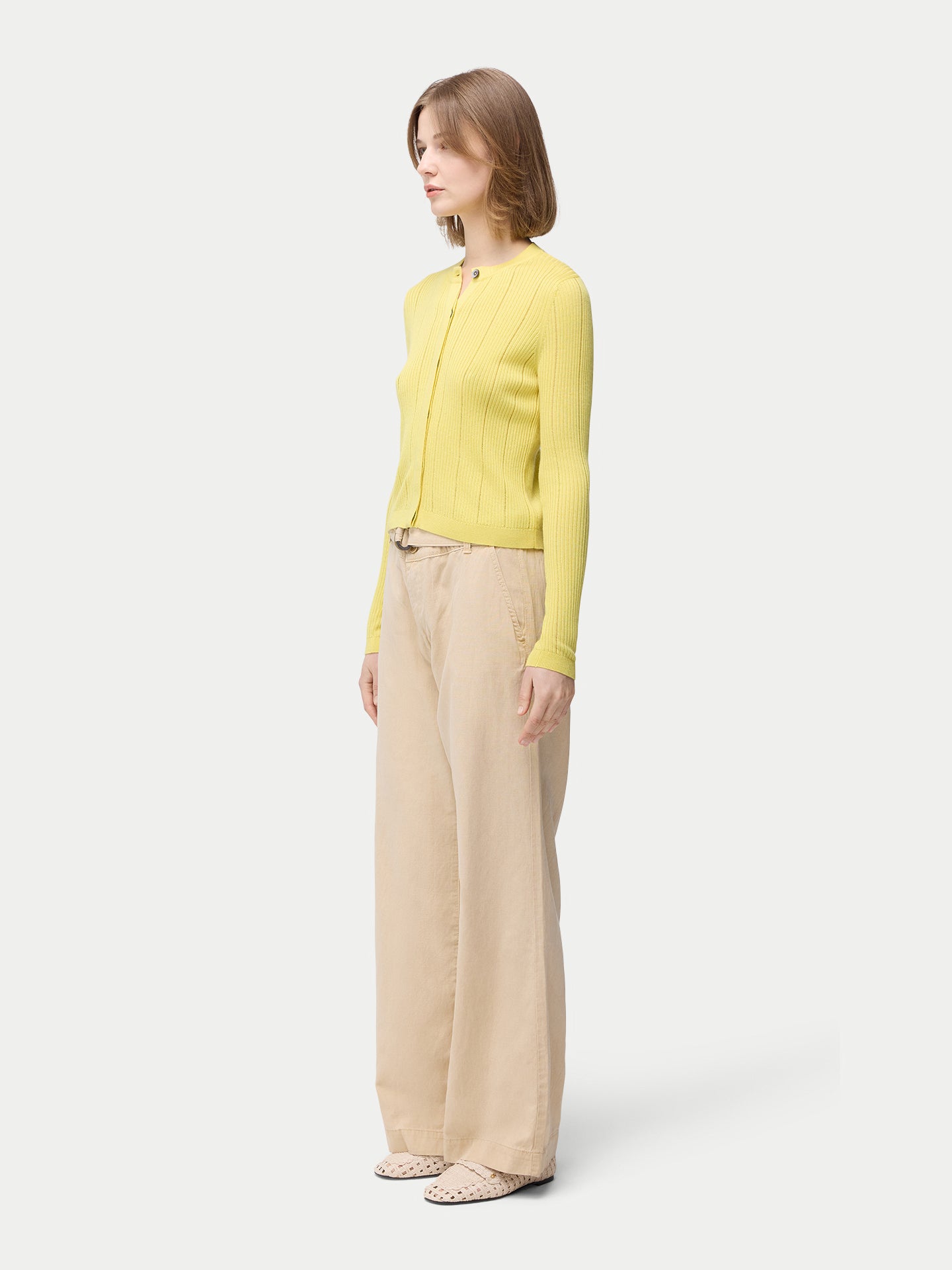 Cardigan en soie de cachemire à boutons cachés