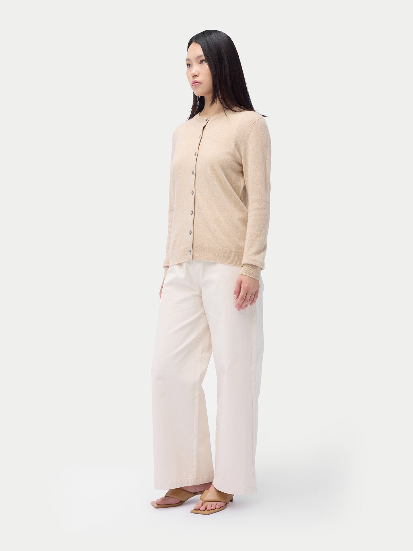 Cardigan col rond en cachemire Essential pour femmes Couleur Organique