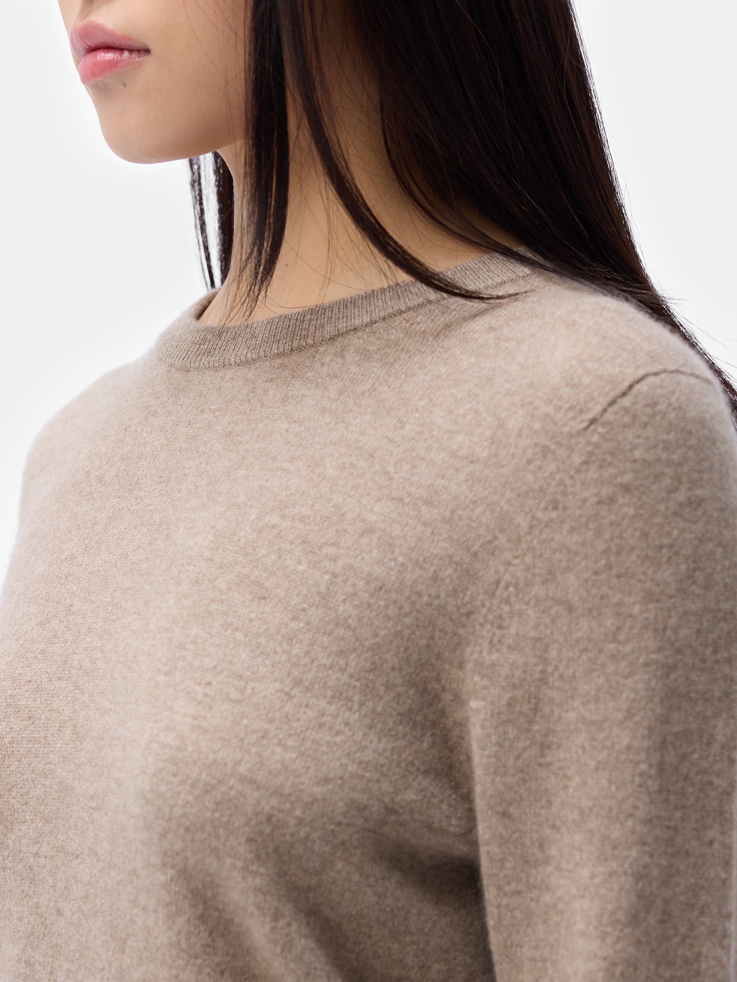 Pull col rond en cachemire Essential pour femmes Couleur Organique