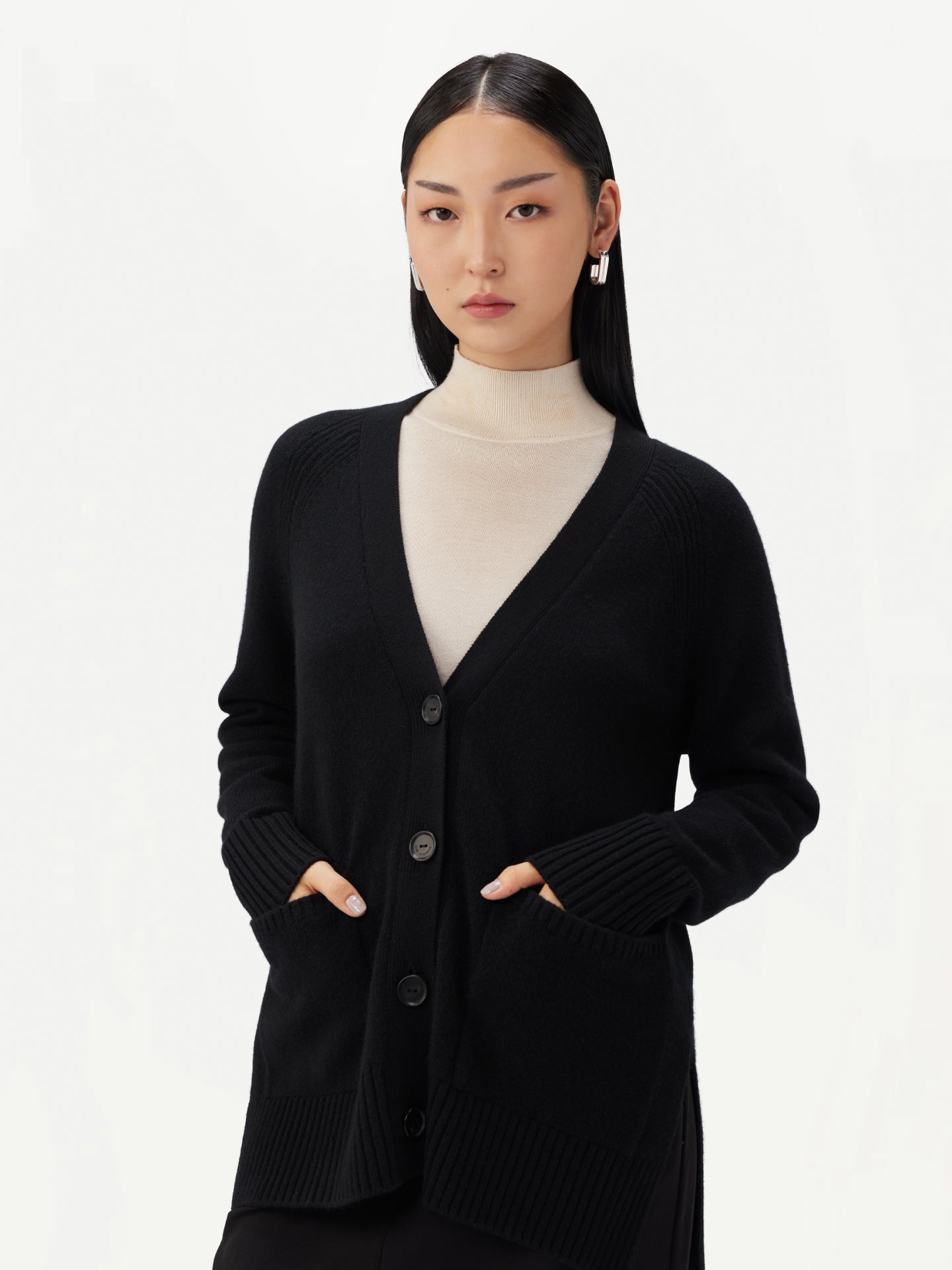 Cardigan en cachemire à la coupe décontractée