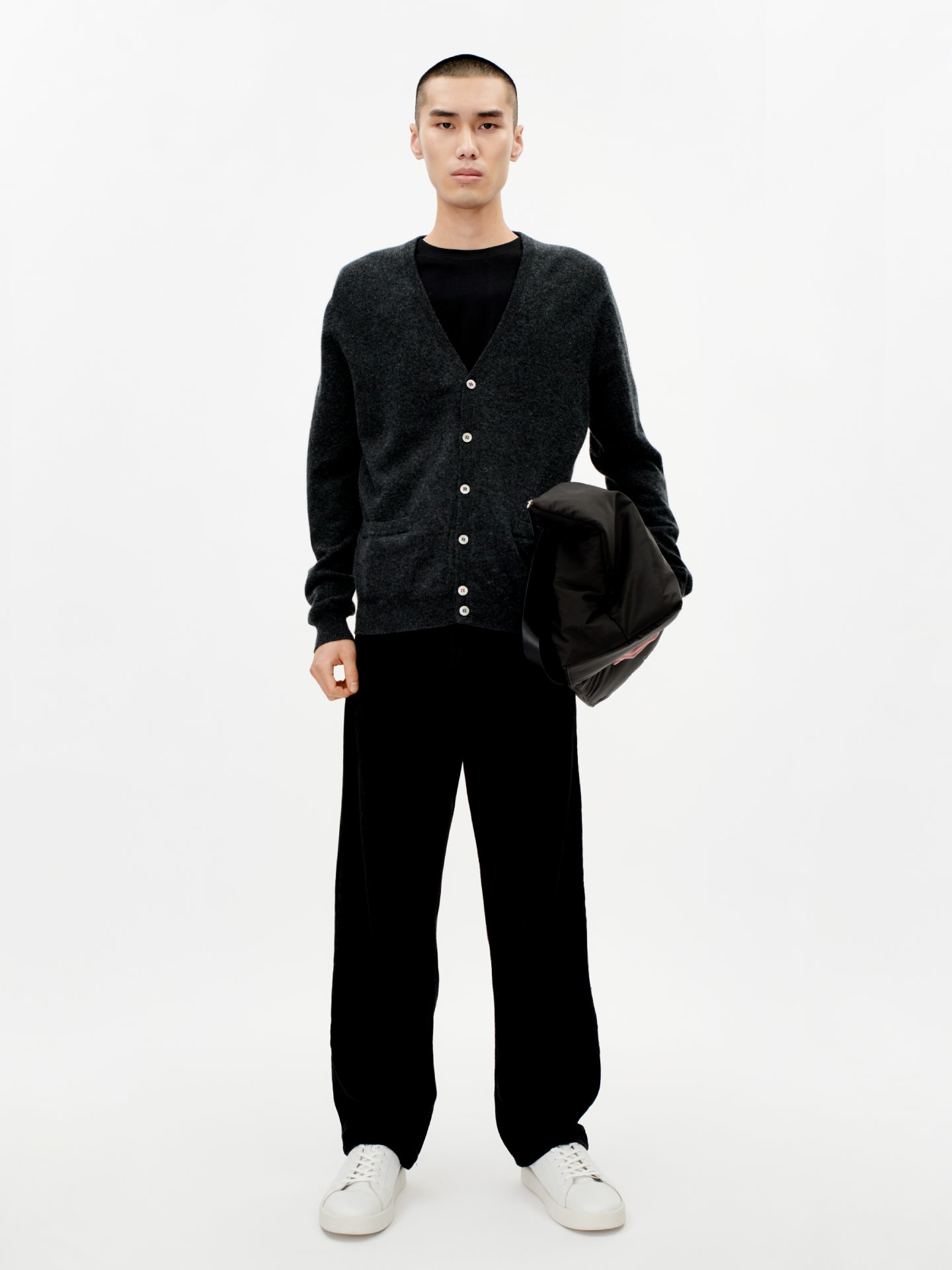 Cardigan a col V en Cachemire pour hommes Gris - Gobi Cashmere