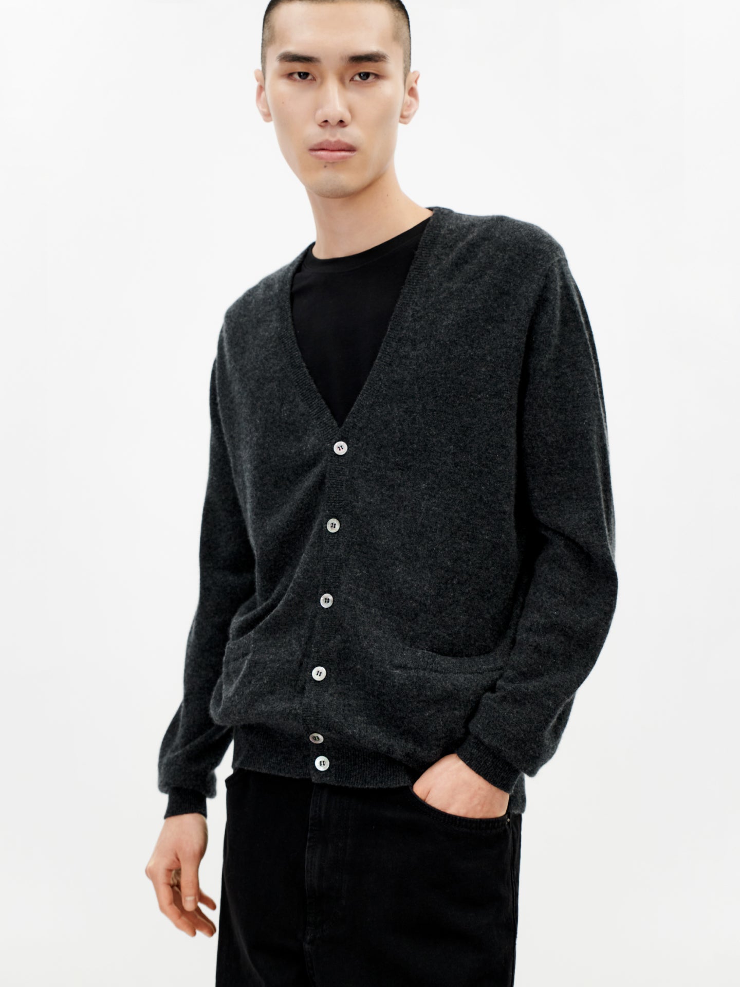 Cardigan a col V en Cachemire pour hommes Gris - Gobi Cashmere