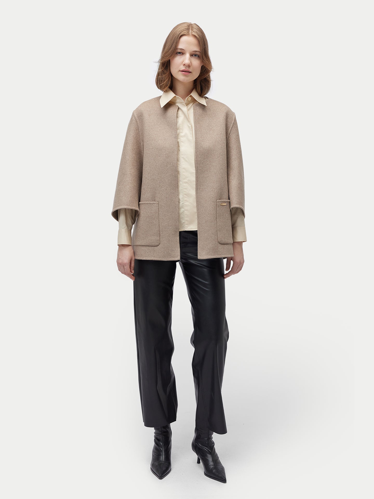 Veste Poncho en cachemire à poches plaquées
