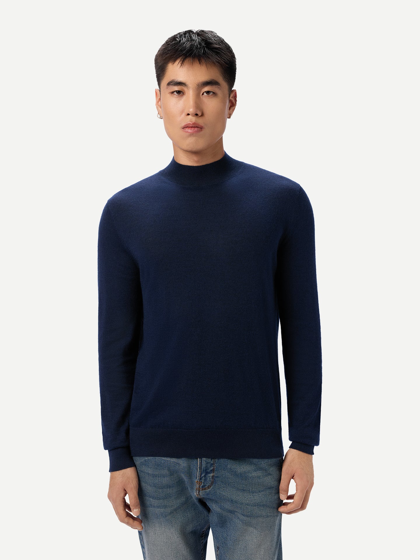 Pull en cachemire et soie à col montant couleur navy | GOBI Cashmere