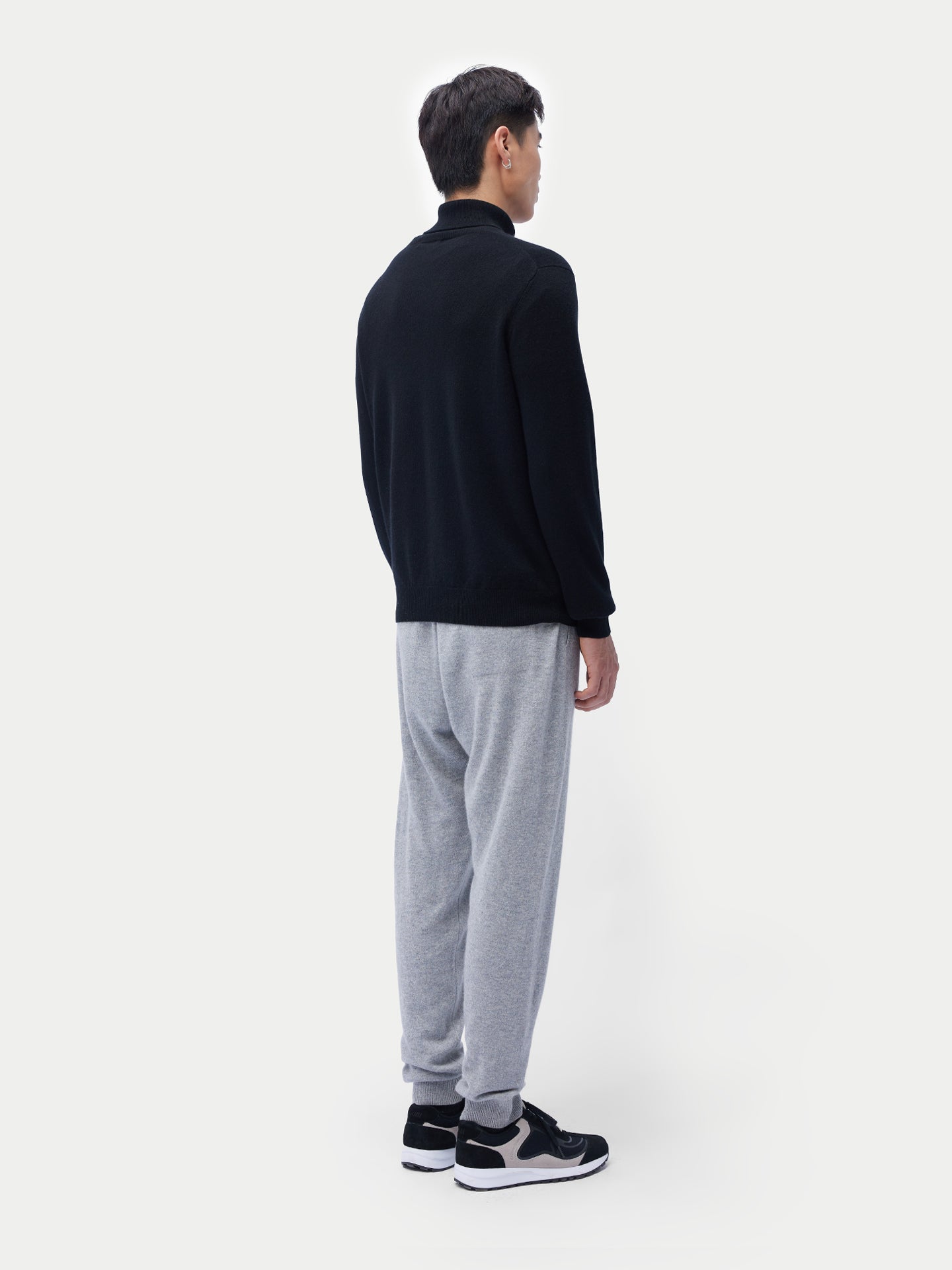 Pull col roulé en cachemire Essential pour hommes