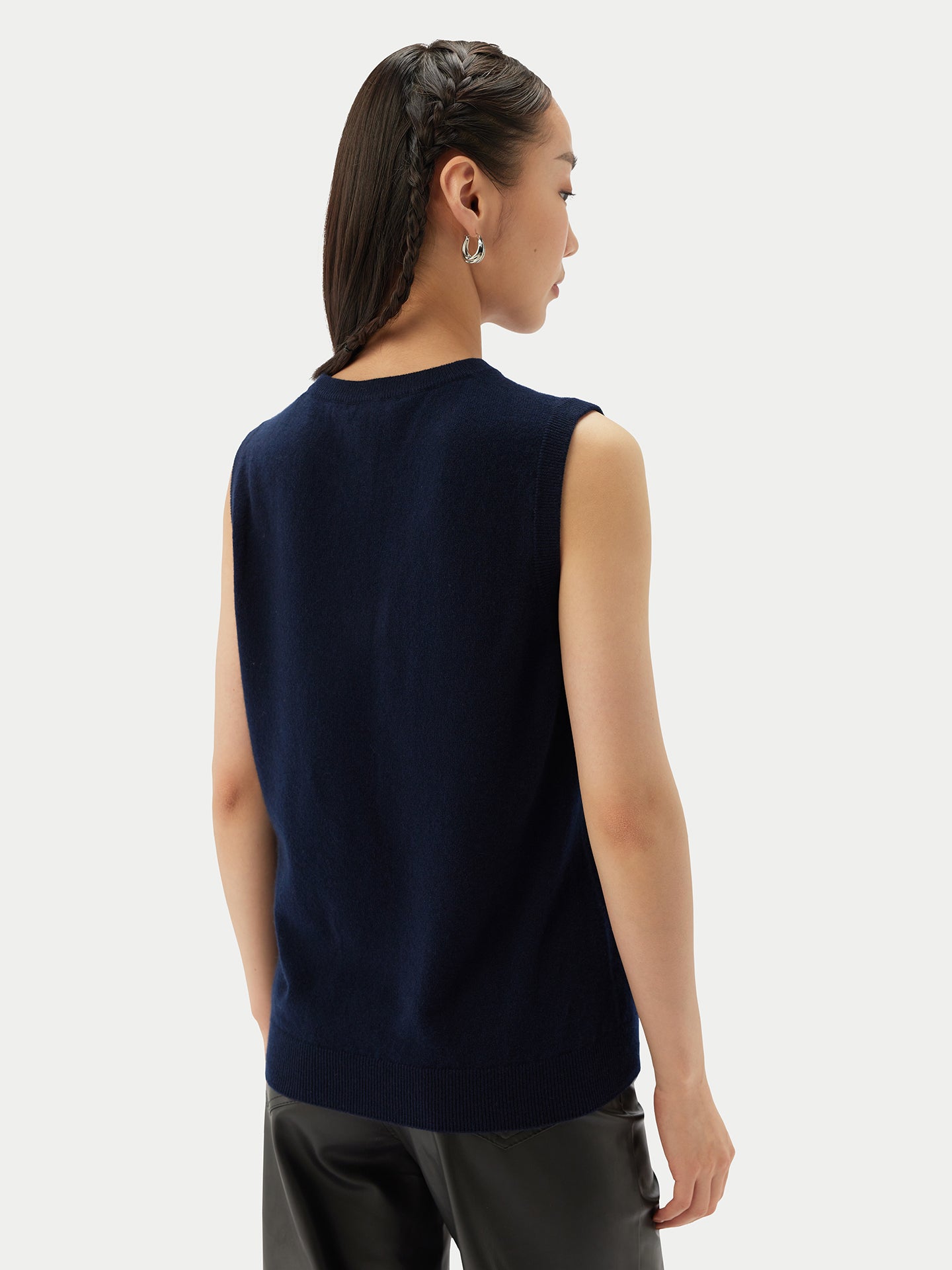 Gilet col rond en cachemire Essentiel pour femmes
