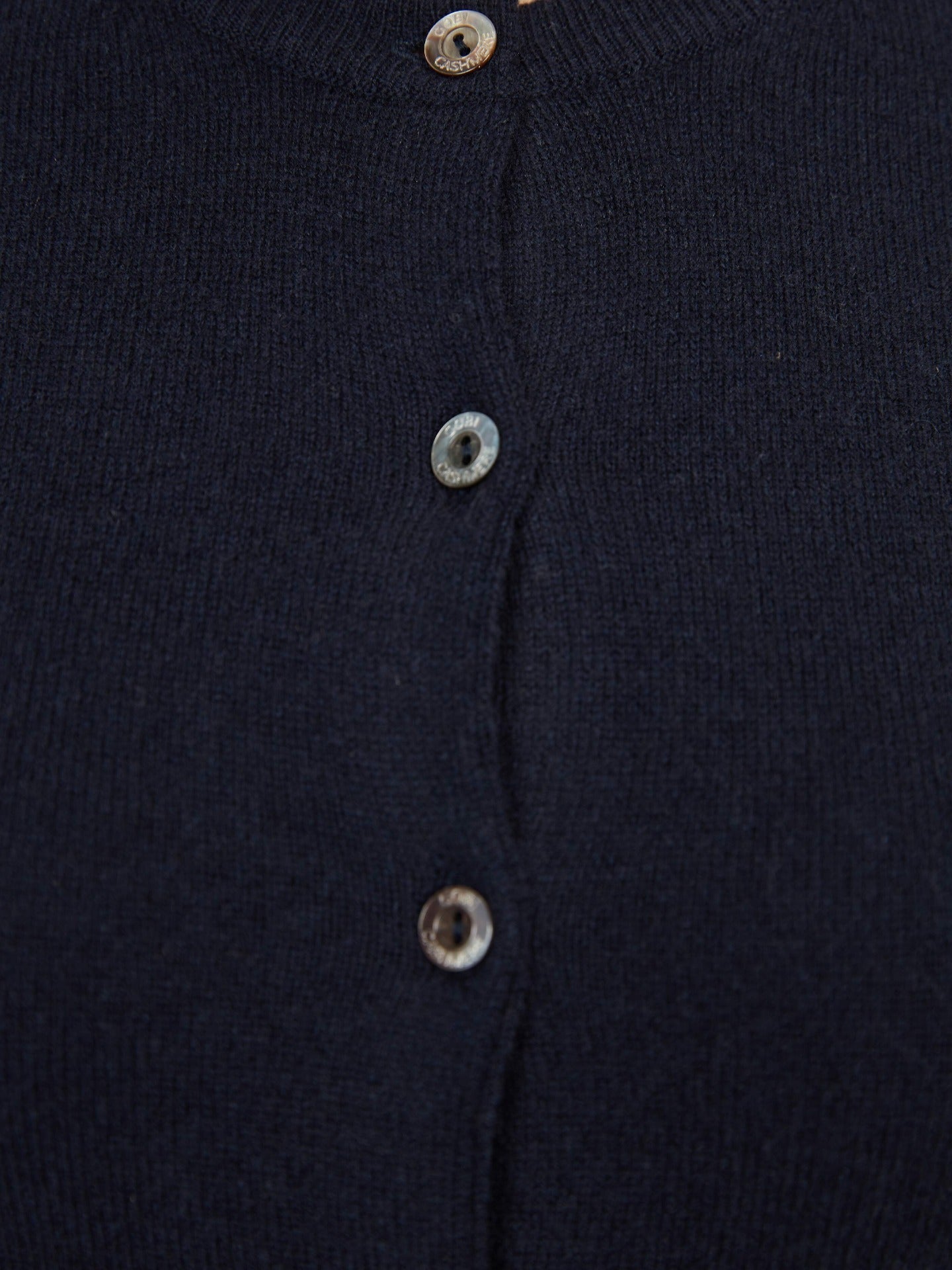 Cardigan col rond en cachemire pour femme , couleur Marin - GOBI Cashmere