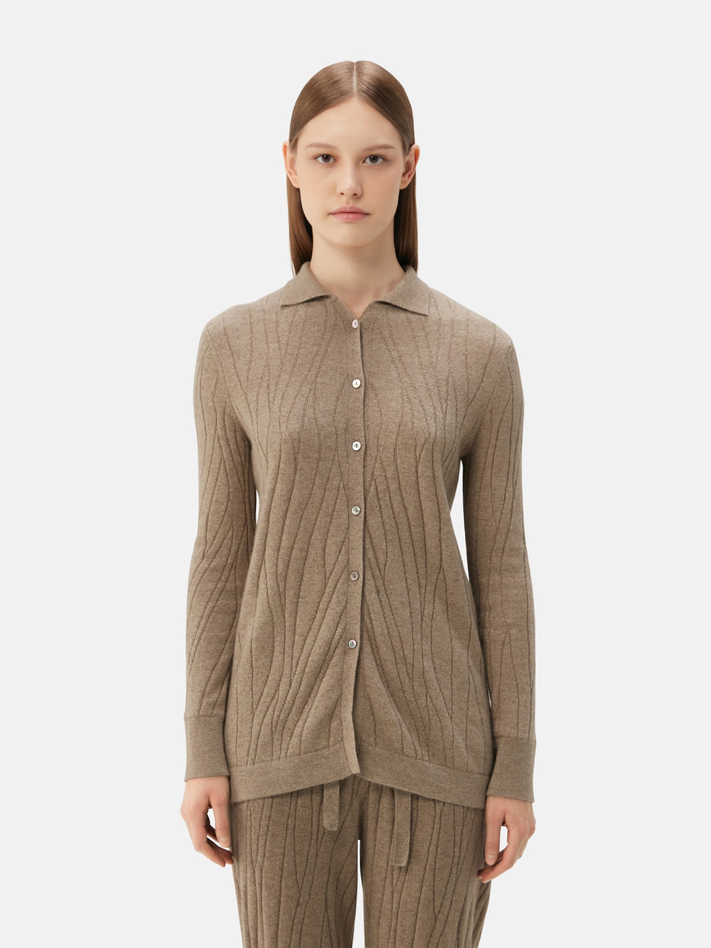 Cardigan en cachemire à encolure polo Taupe | GOBI Cashmere