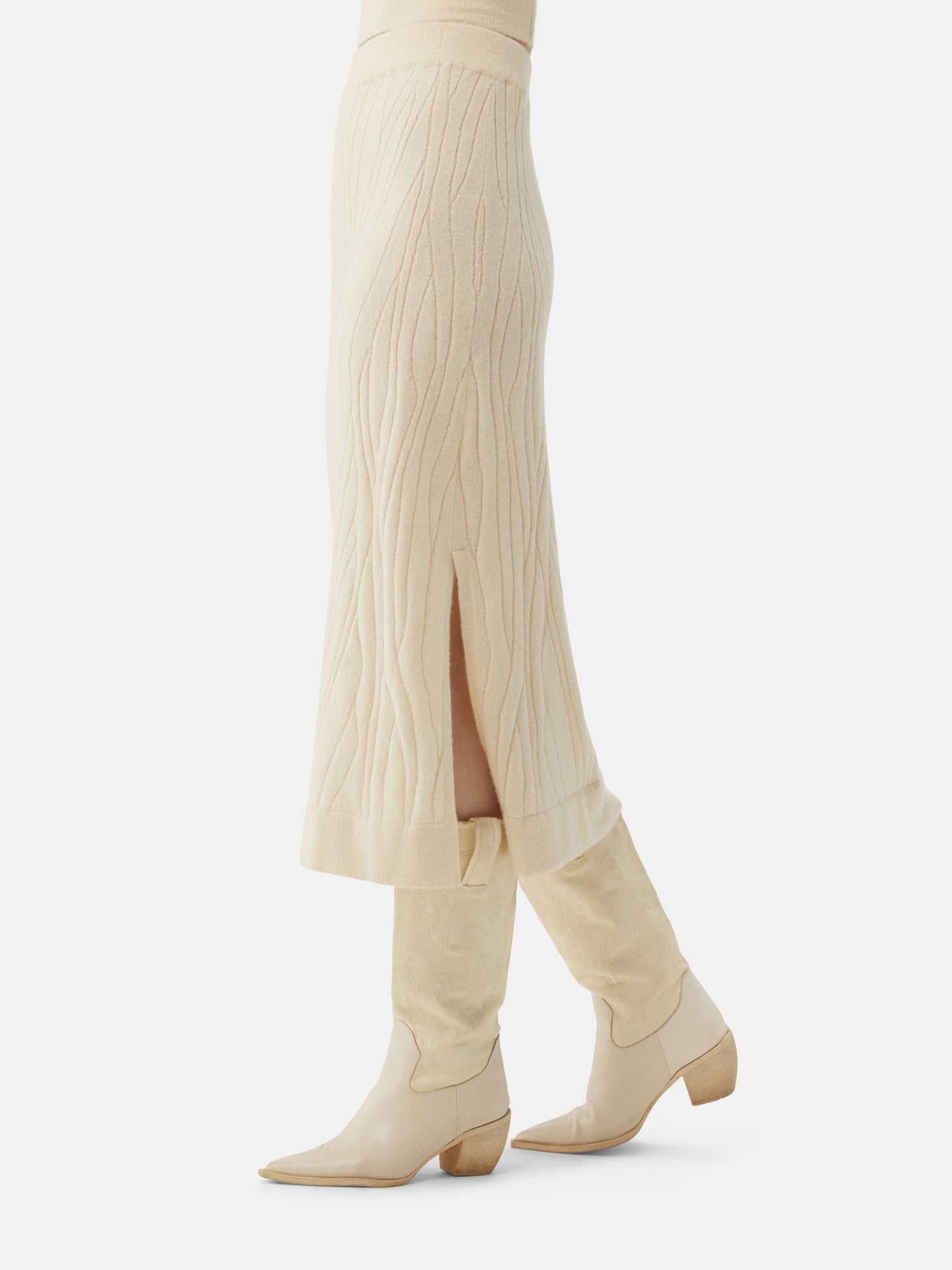 Luxe avec une jupe en cachemire léger | GOBI Cashmere