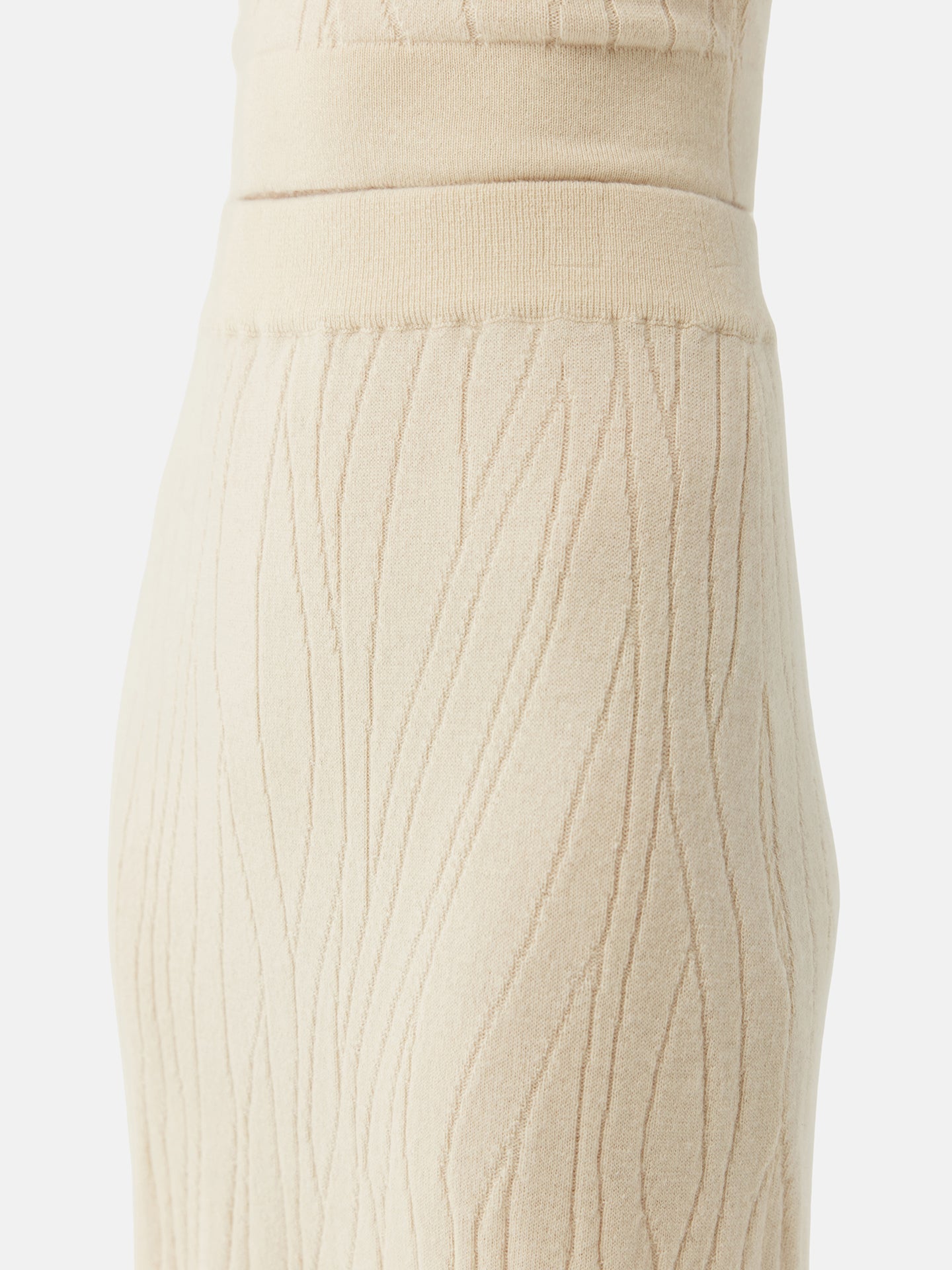 Luxe avec une jupe en cachemire léger | GOBI Cashmere