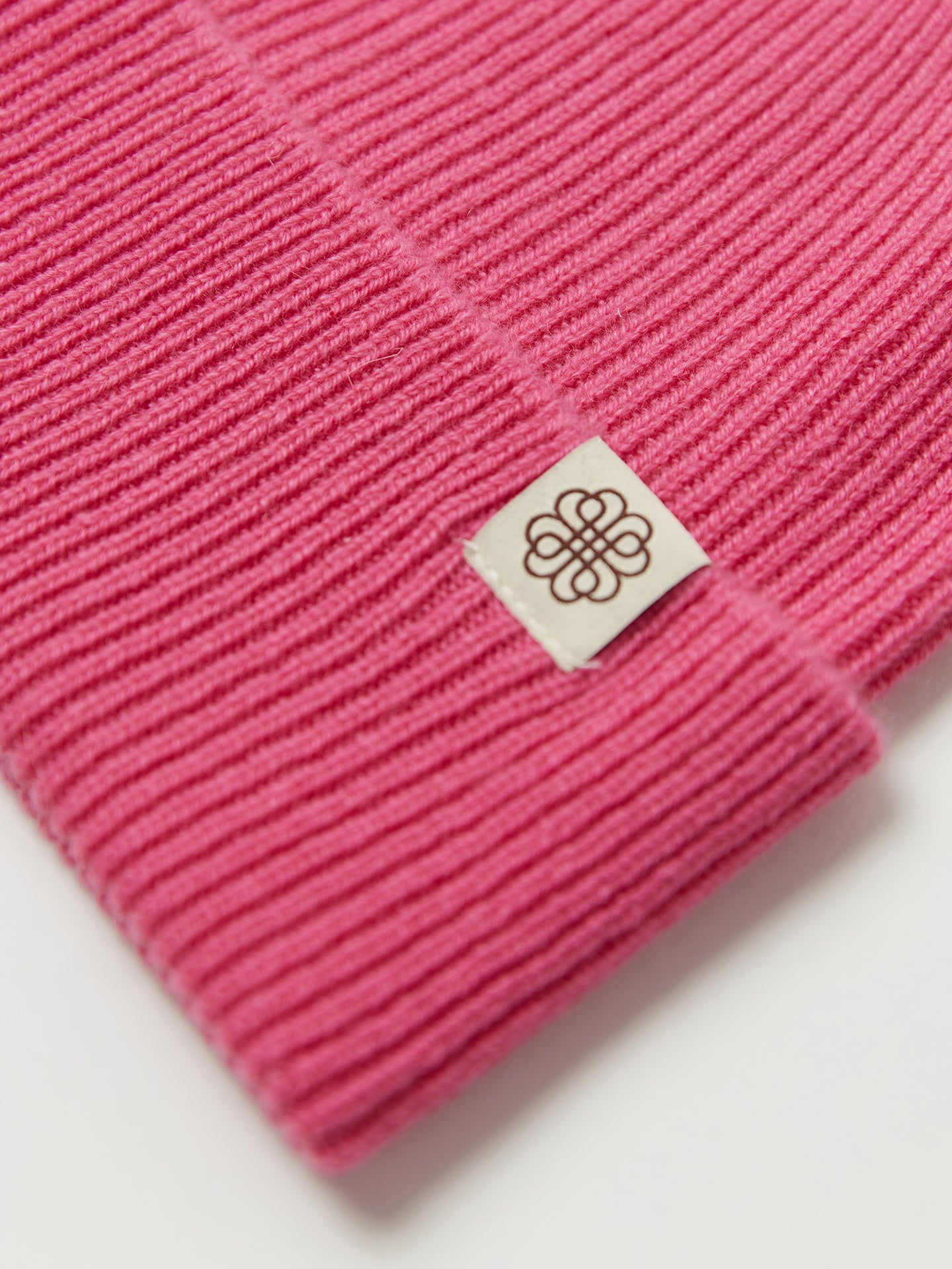Bonnet en tricot côtelé en cachemire