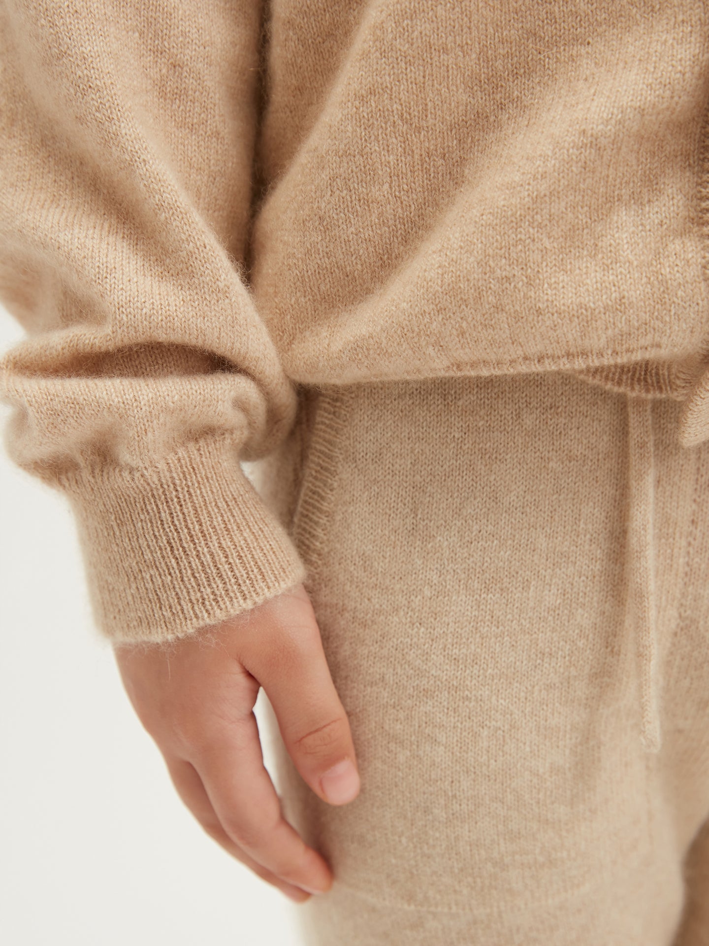 Cardigan col en V en cachemire Taupe - Gobi Cashmere