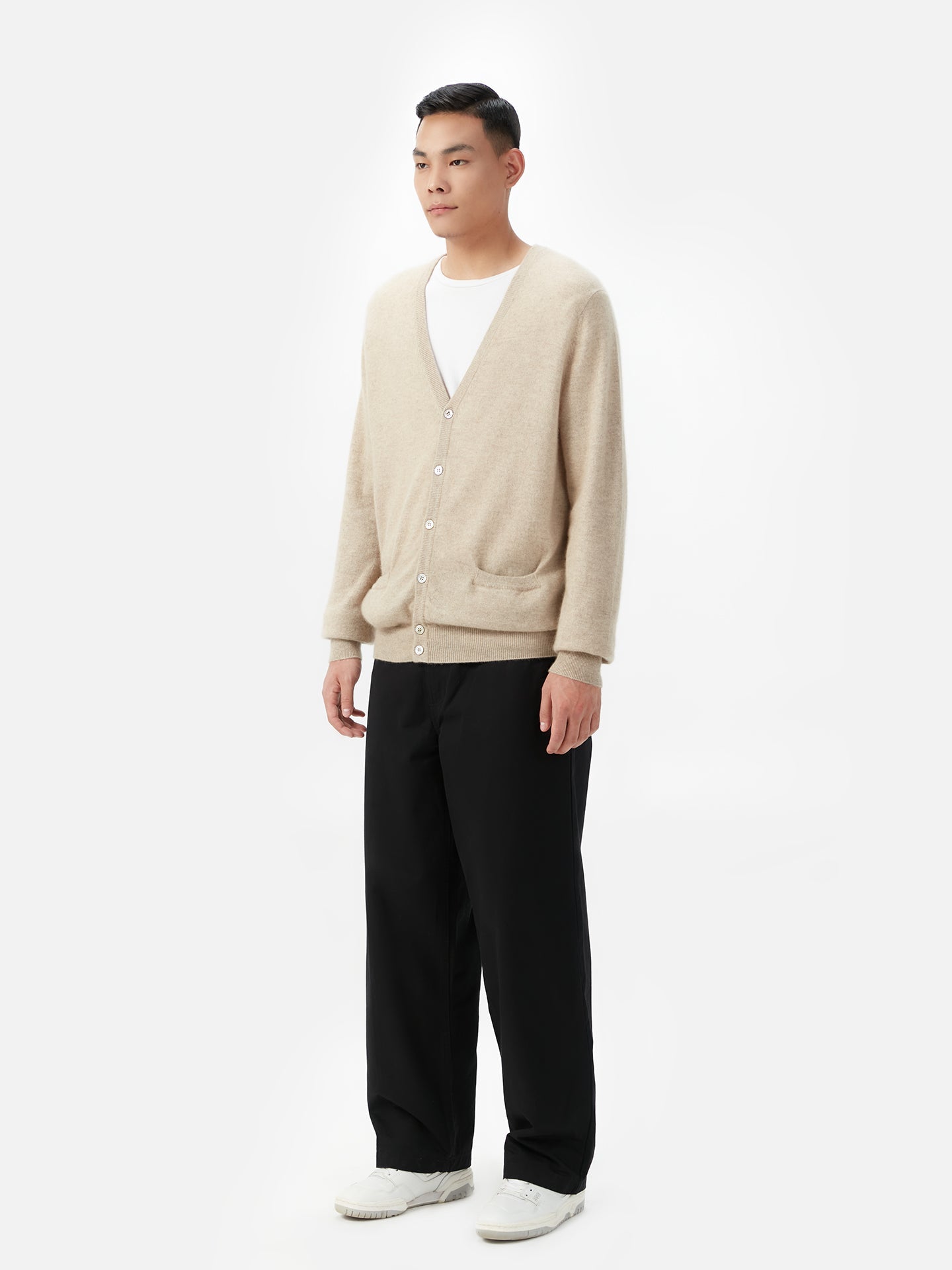 Cardigan a col V en Cachemire pour hommes Taupe - Gobi Cashmere