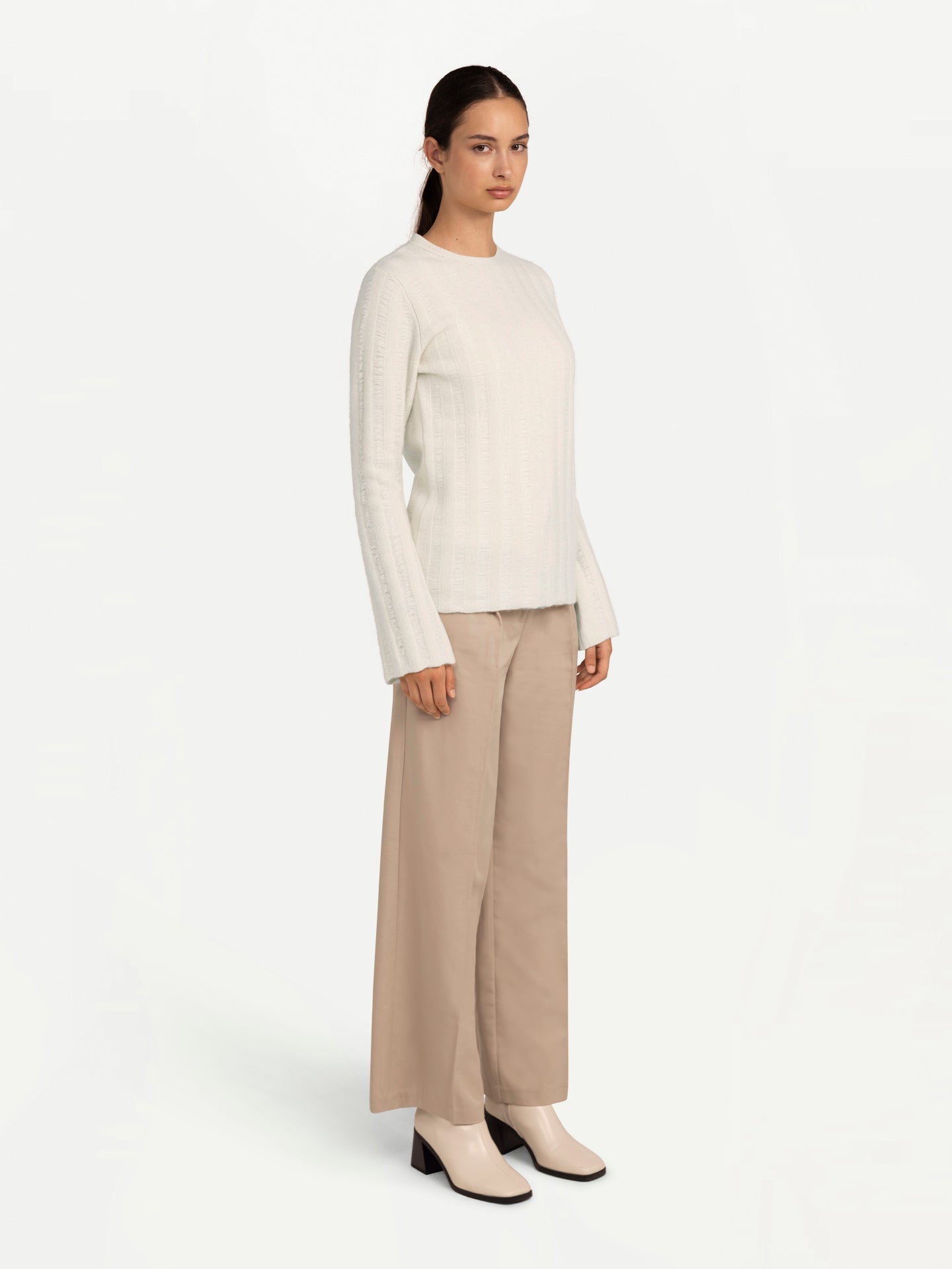 Pull en cachemire rayé du créateur Cashmere Blanc - Gobi Cashmere