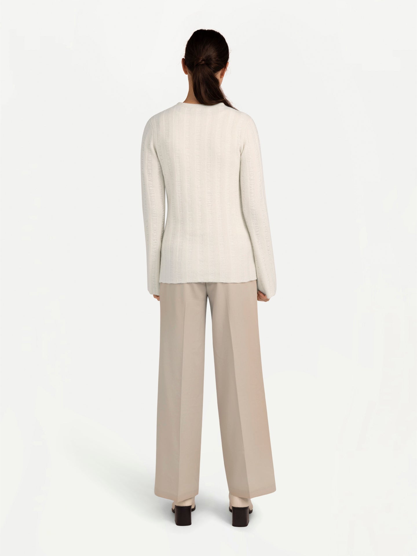 Pull en cachemire rayé du créateur Cashmere Blanc - Gobi Cashmere
