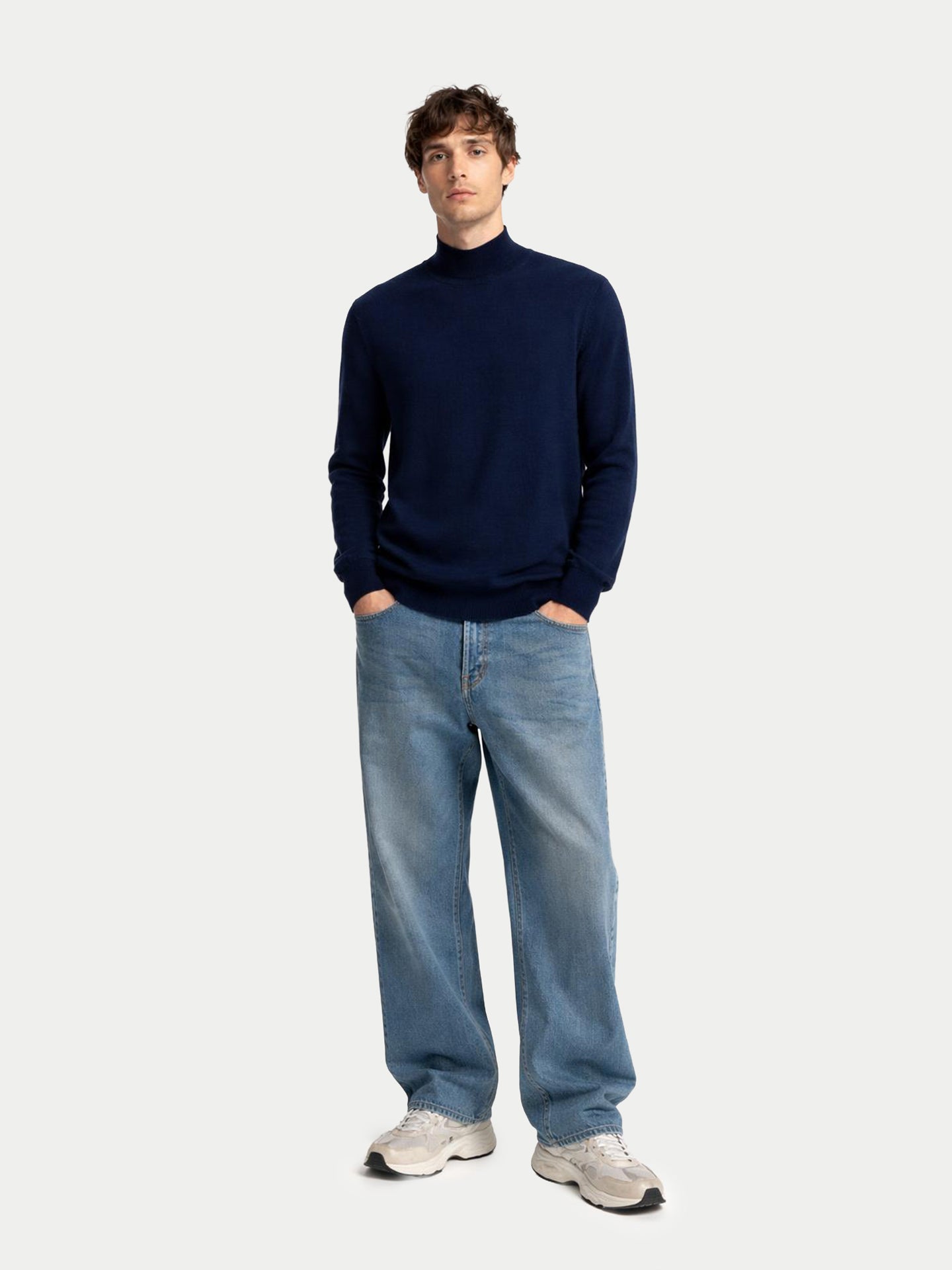 Pull homme en cachemire et soie à col montant
