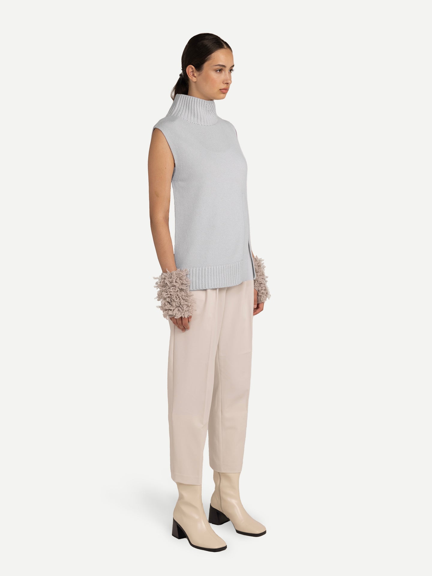 Gilet en cachemire à découpes Taupe - Gobi Cashmere 