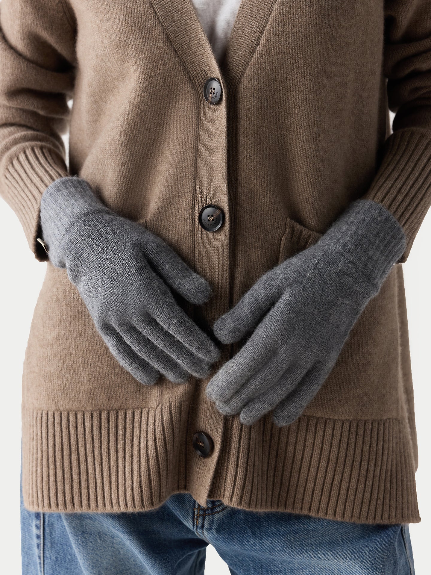 Gants Classiques en Cachemire pour l’Hiver couleur gris | GOBI Cashmere