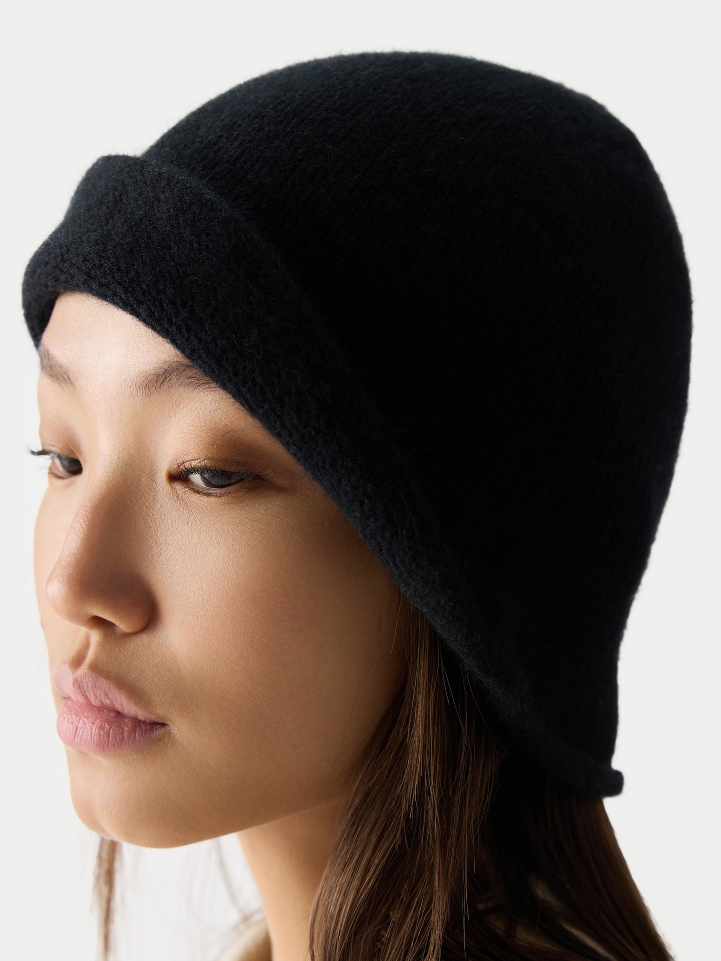 Chapeau Seau en Cachemire couleur noir | GOBI Cashmere