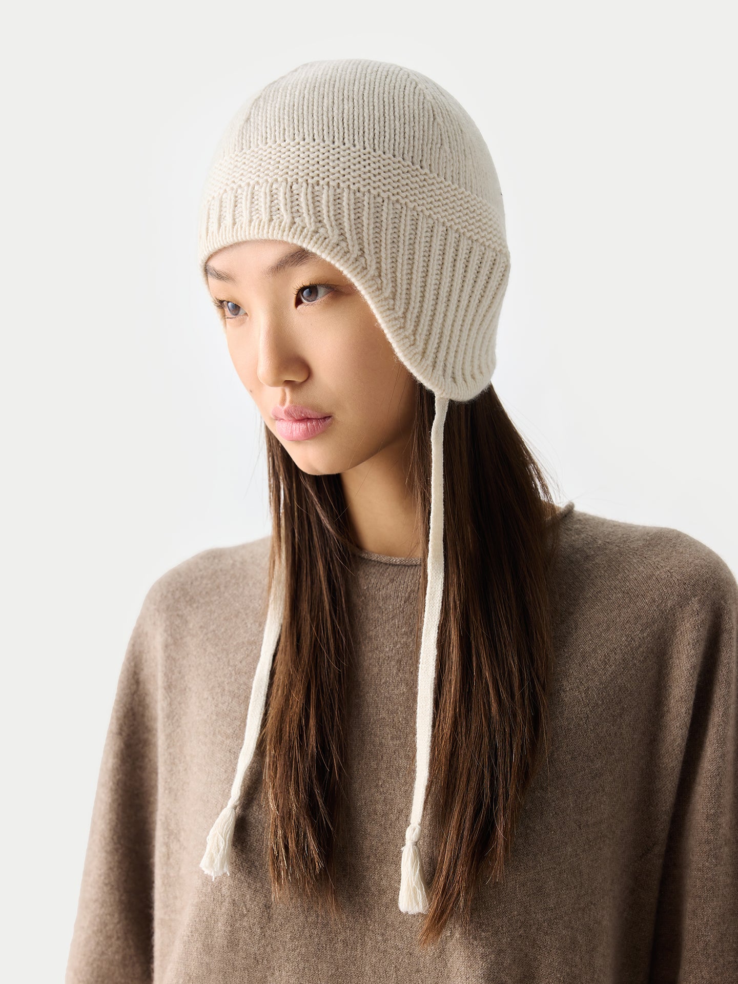 Bonnet à Liens en Cachemire couleur blanc | GOBI Cashmere
