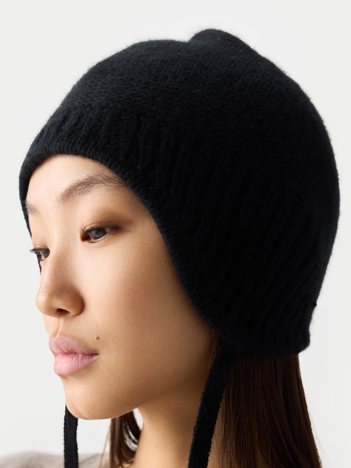 Bonnet à Liens en Cachemire couleur noir | GOBI Cashmere