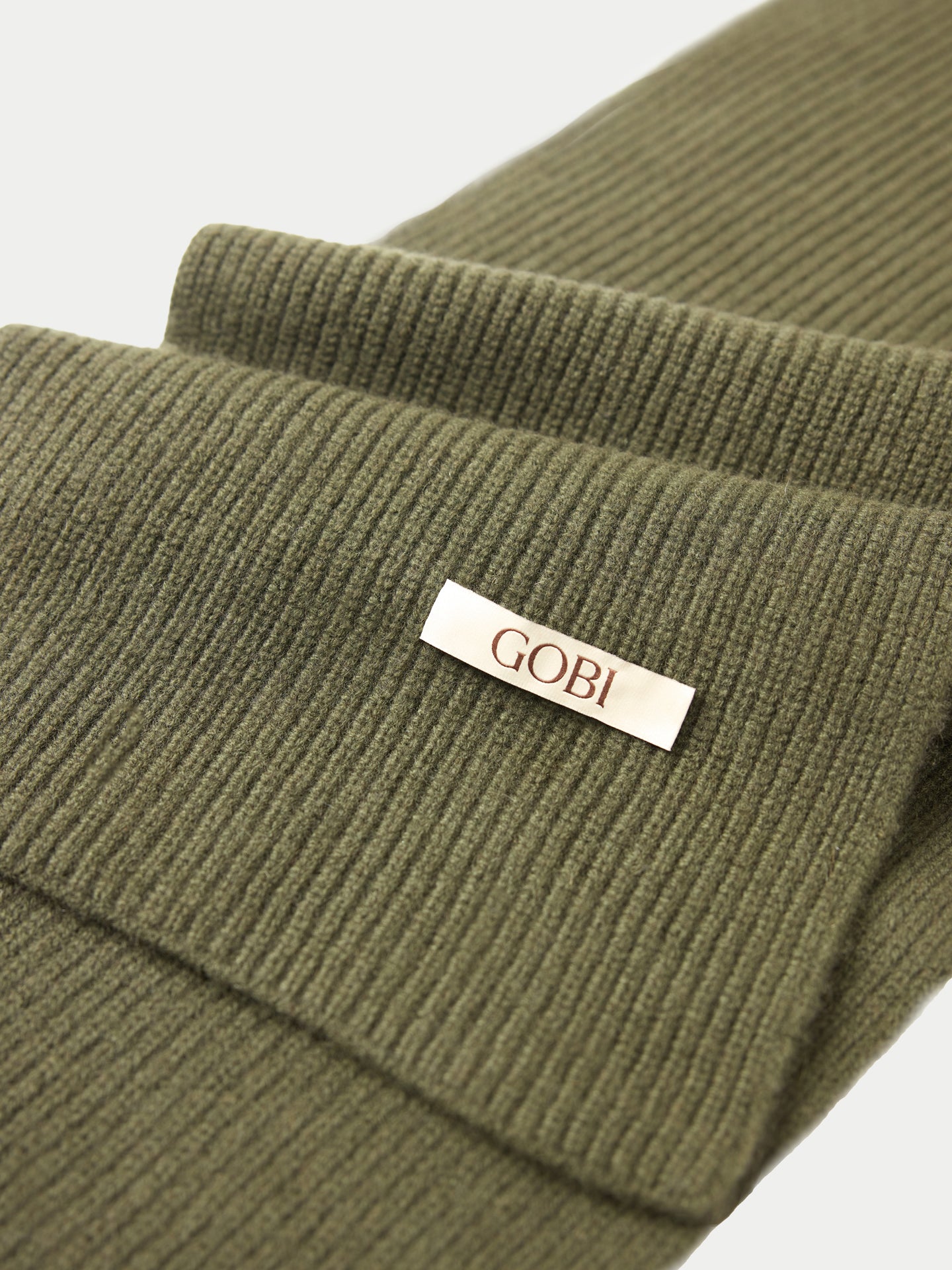 Echarpe en tricot de pêcheur en cachemire couleur olive - Gobi Cashmere