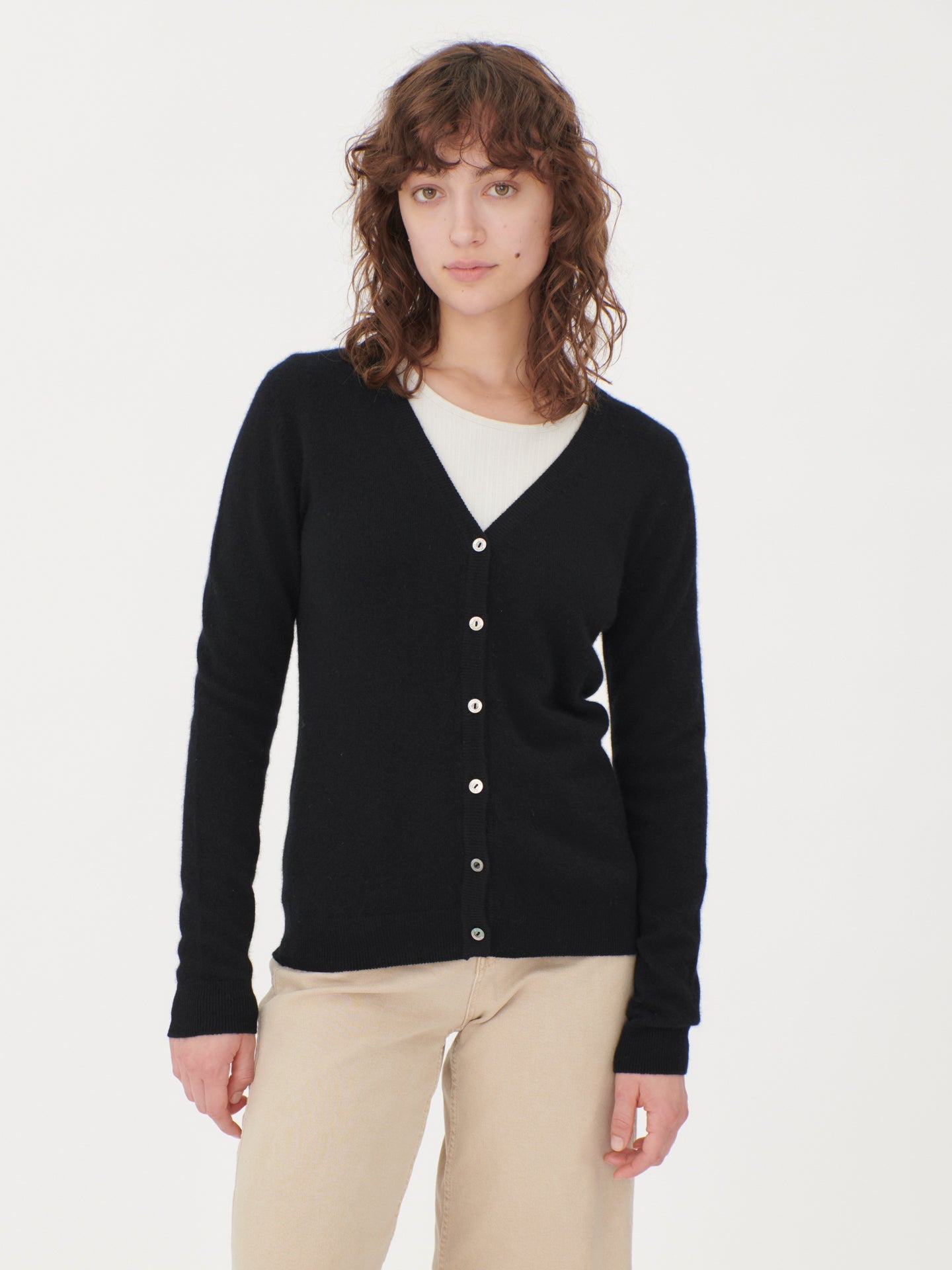 Cardigan col en V en Cachemire pour femmes Noir - Gobi Cashmere