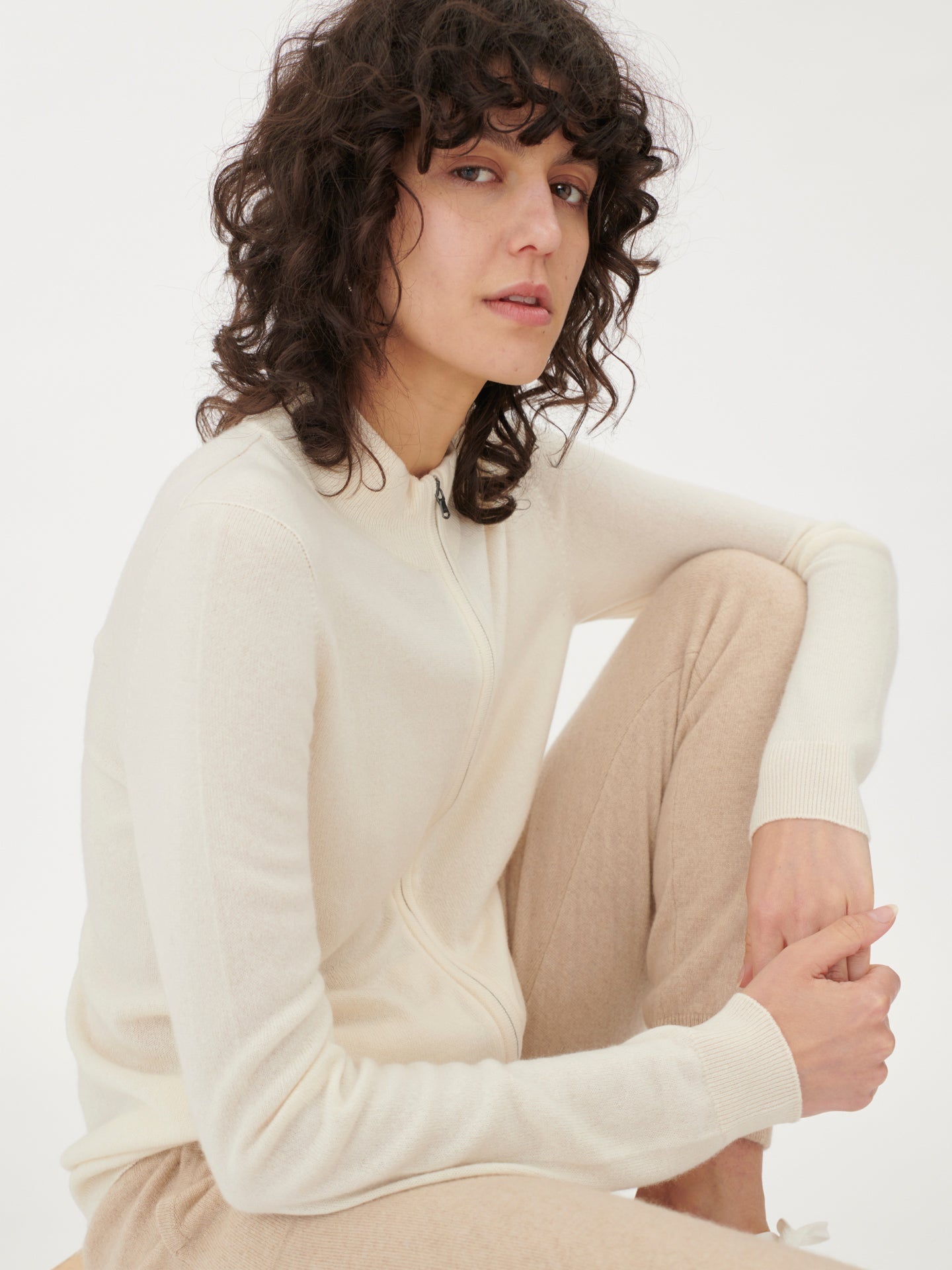Cardigan zippé  en Cachemire pour femmes blanc - Gobi Cashmere