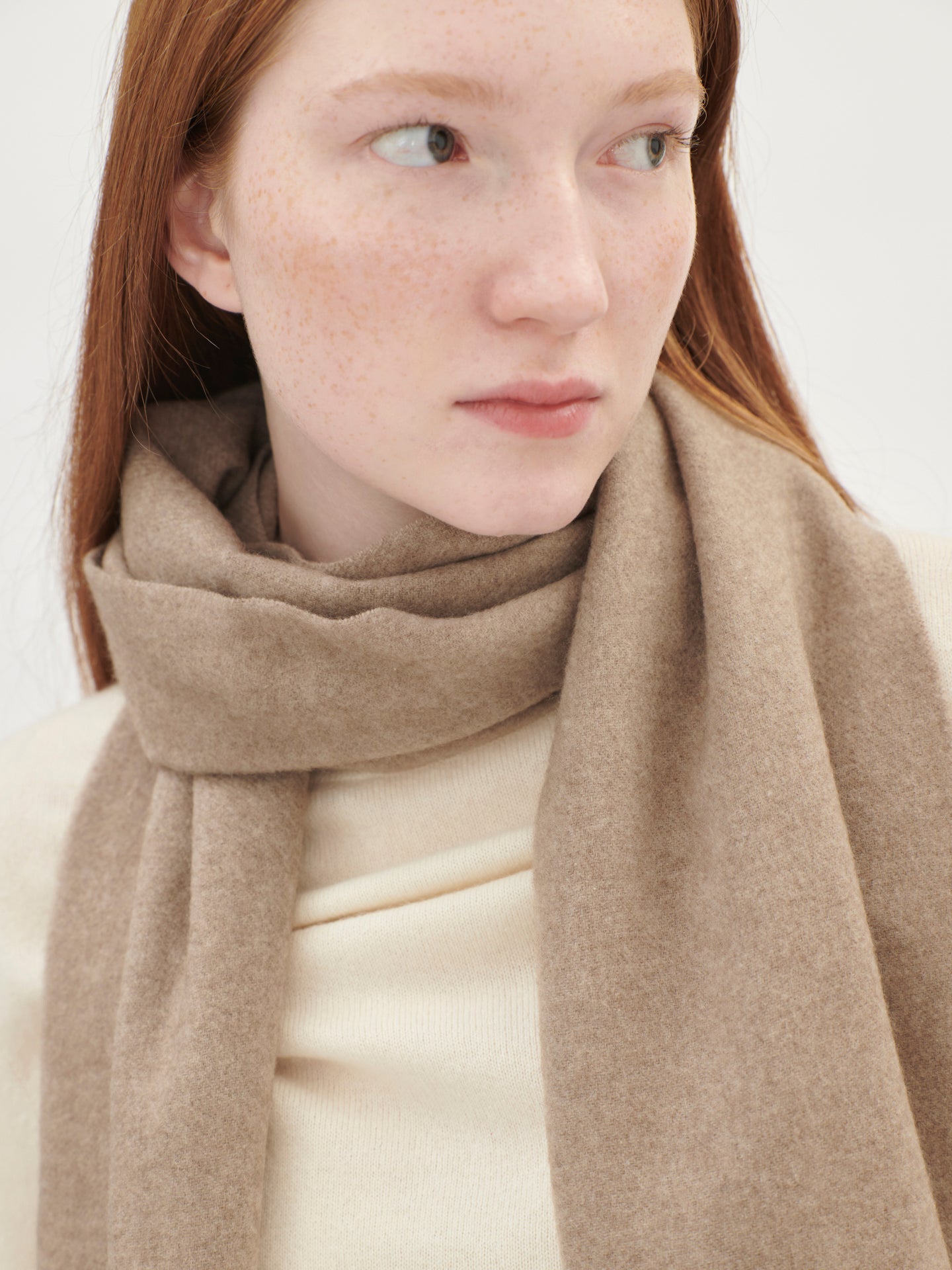 Écharpe avec franges en cachemire pour unisex Couleur Organique Taupe - Gobi Cashmere 