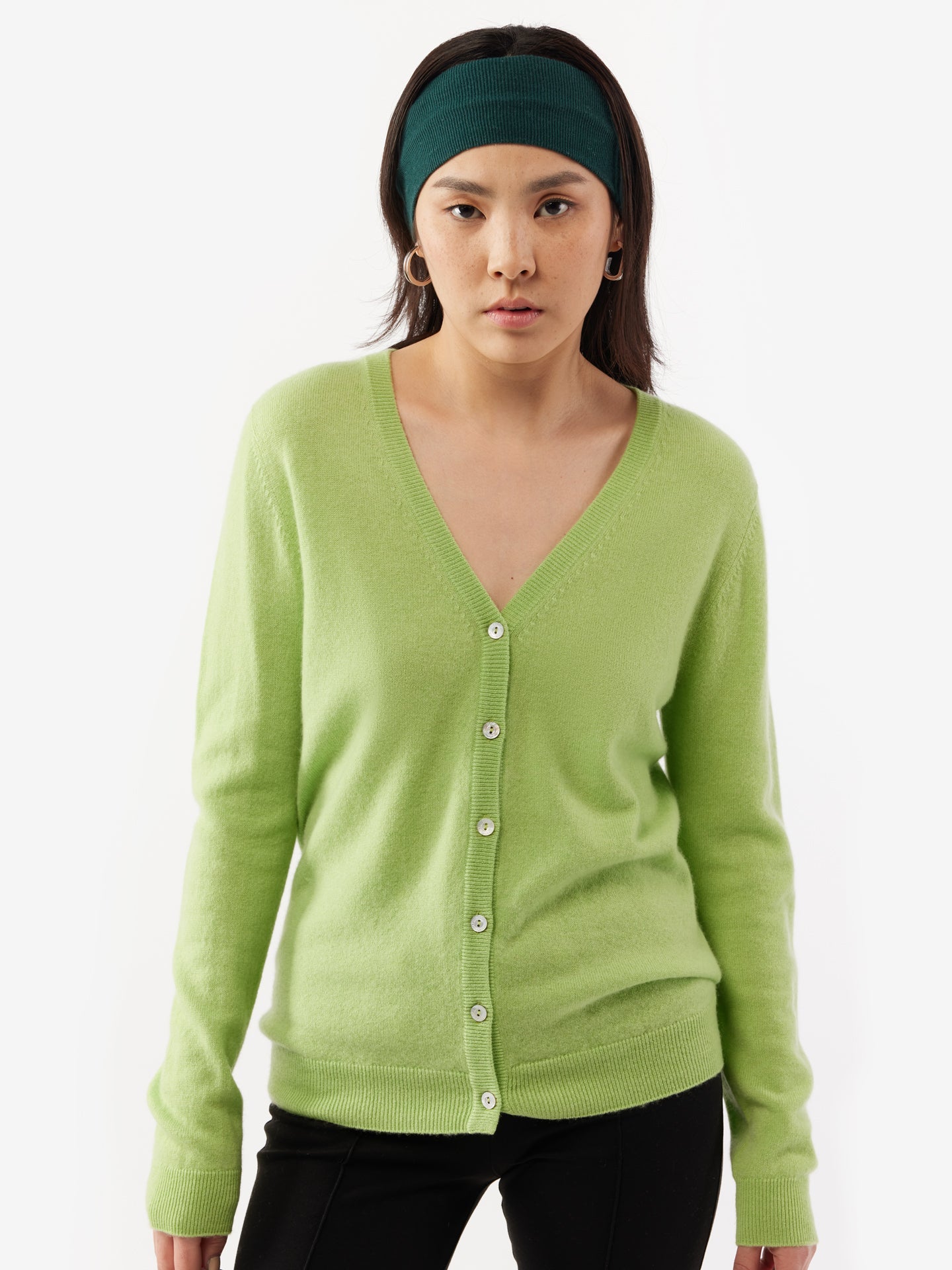 Cardigan col en V en Cachemire pour femmes vert - Gobi Cashmere