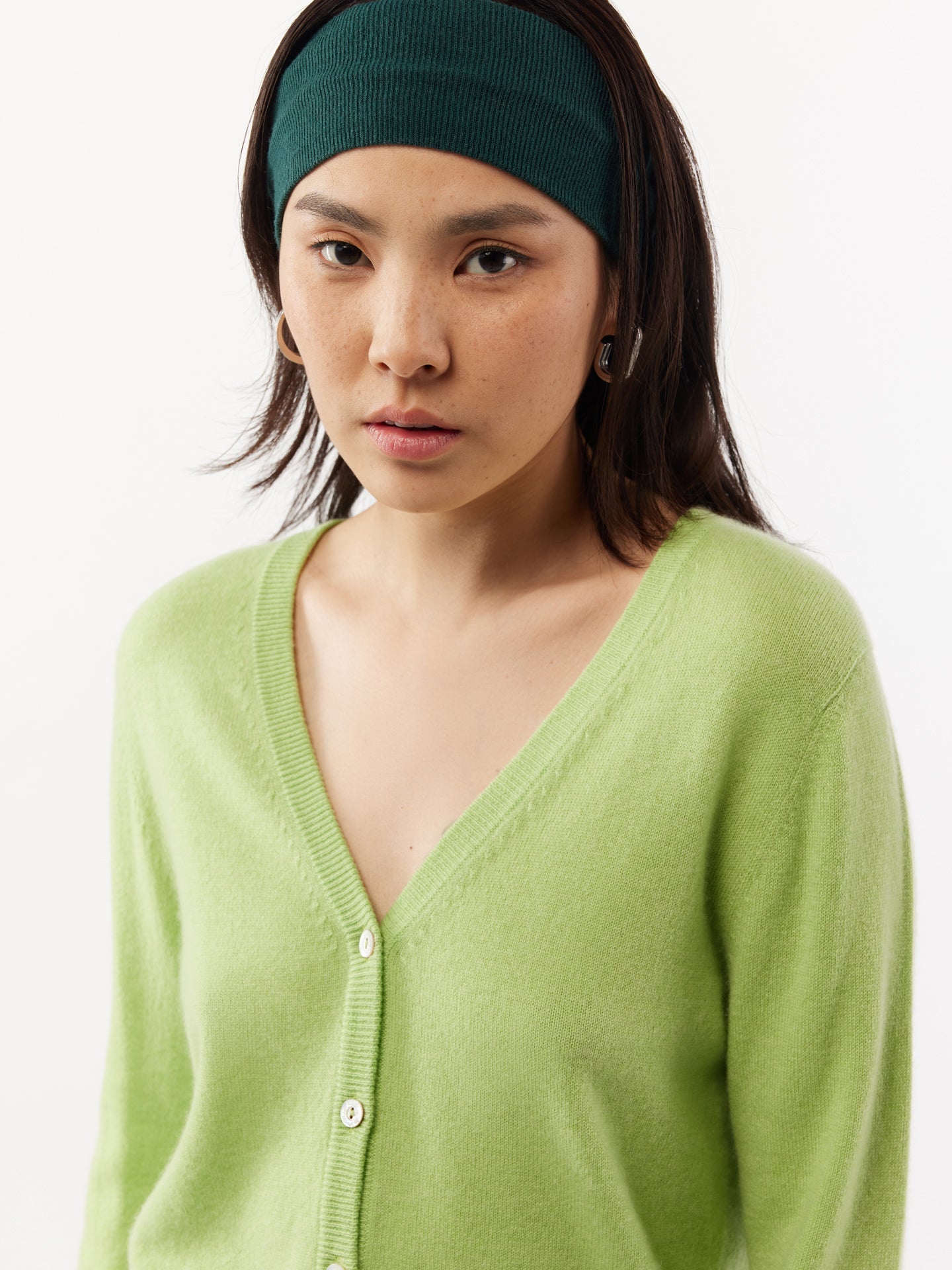 Cardigan col en V en Cachemire pour femmes vert - Gobi Cashmere